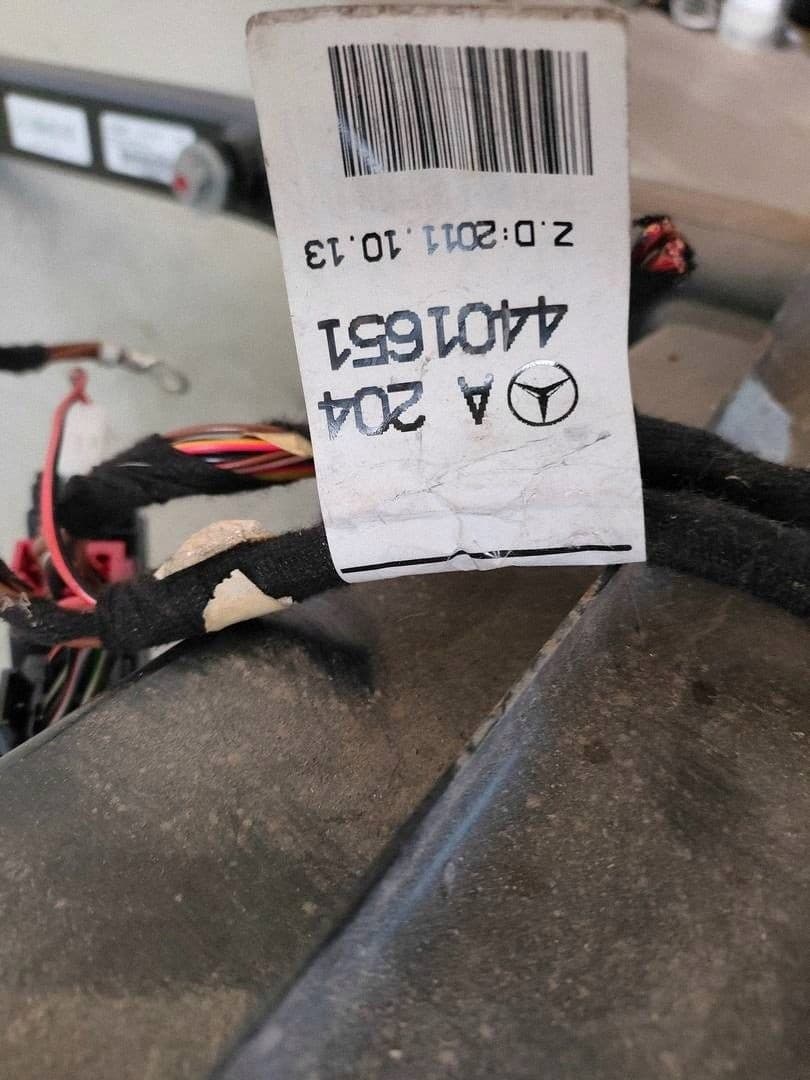 Mercedes Glk Lift Enganche de Remolque A2043101337 usado 5