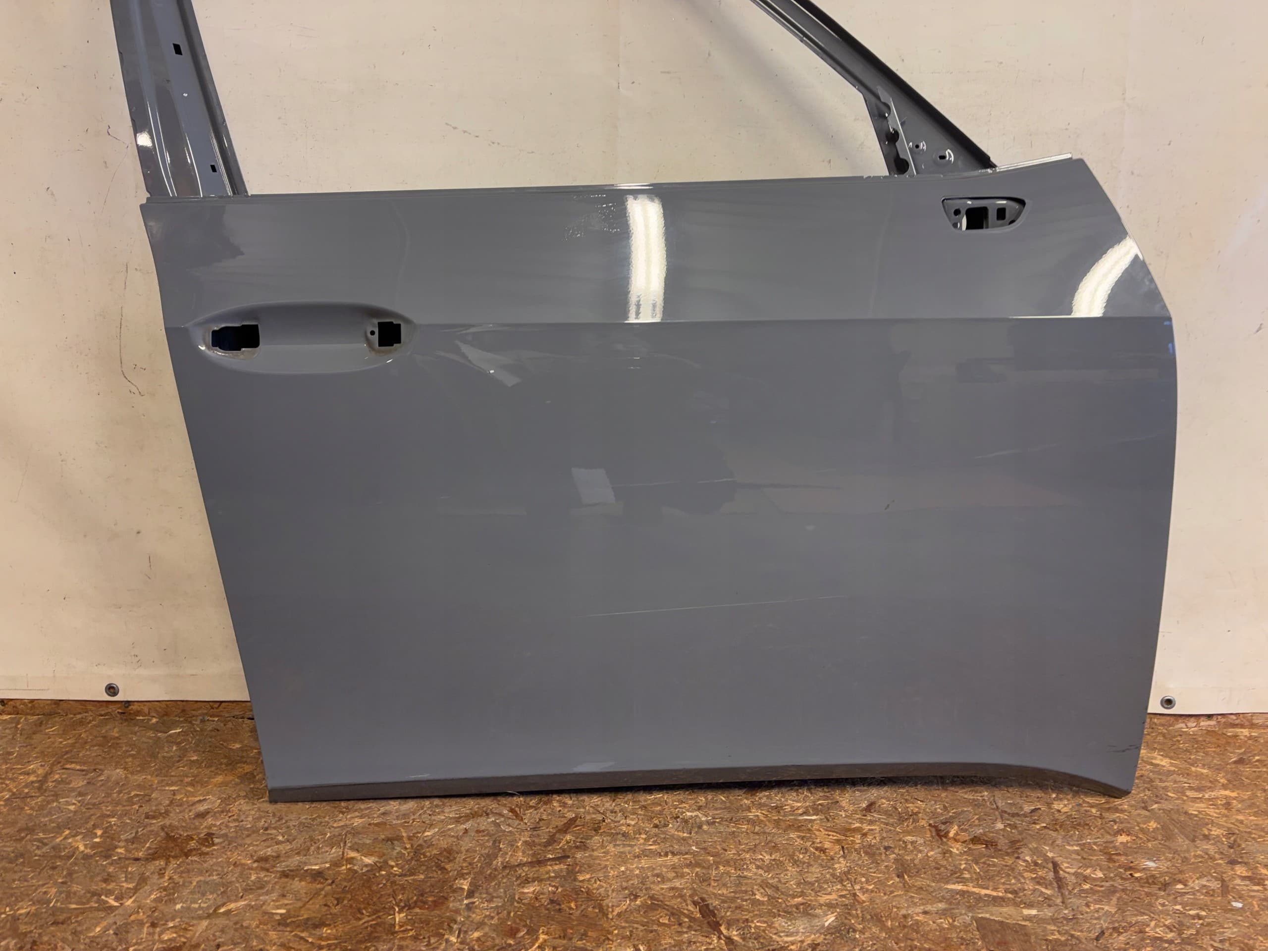 Puerta delantera izquierda Volkswagen OE ID3 nuevo 5