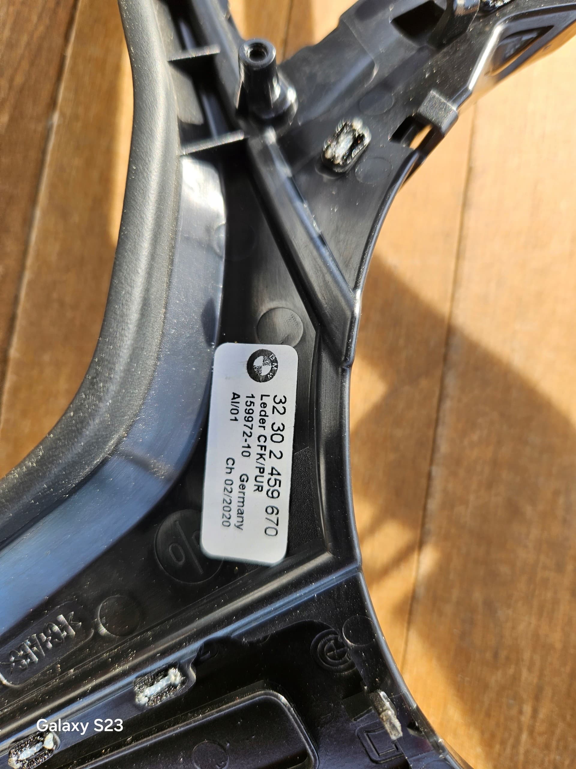 Accesorios BMW 32302459670 usado 9