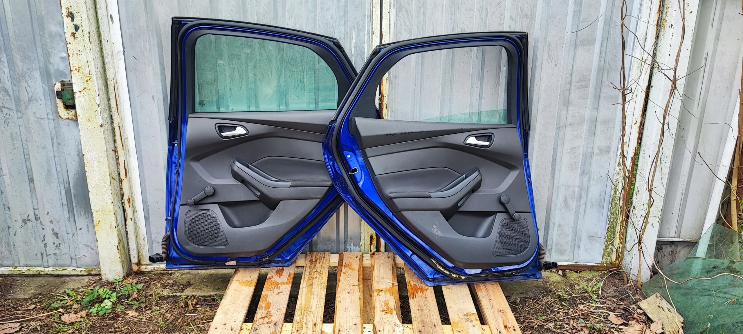 Ford Focus MK3 Iii Lift Puerta Trasera Derecha Completa HF nuevo 2