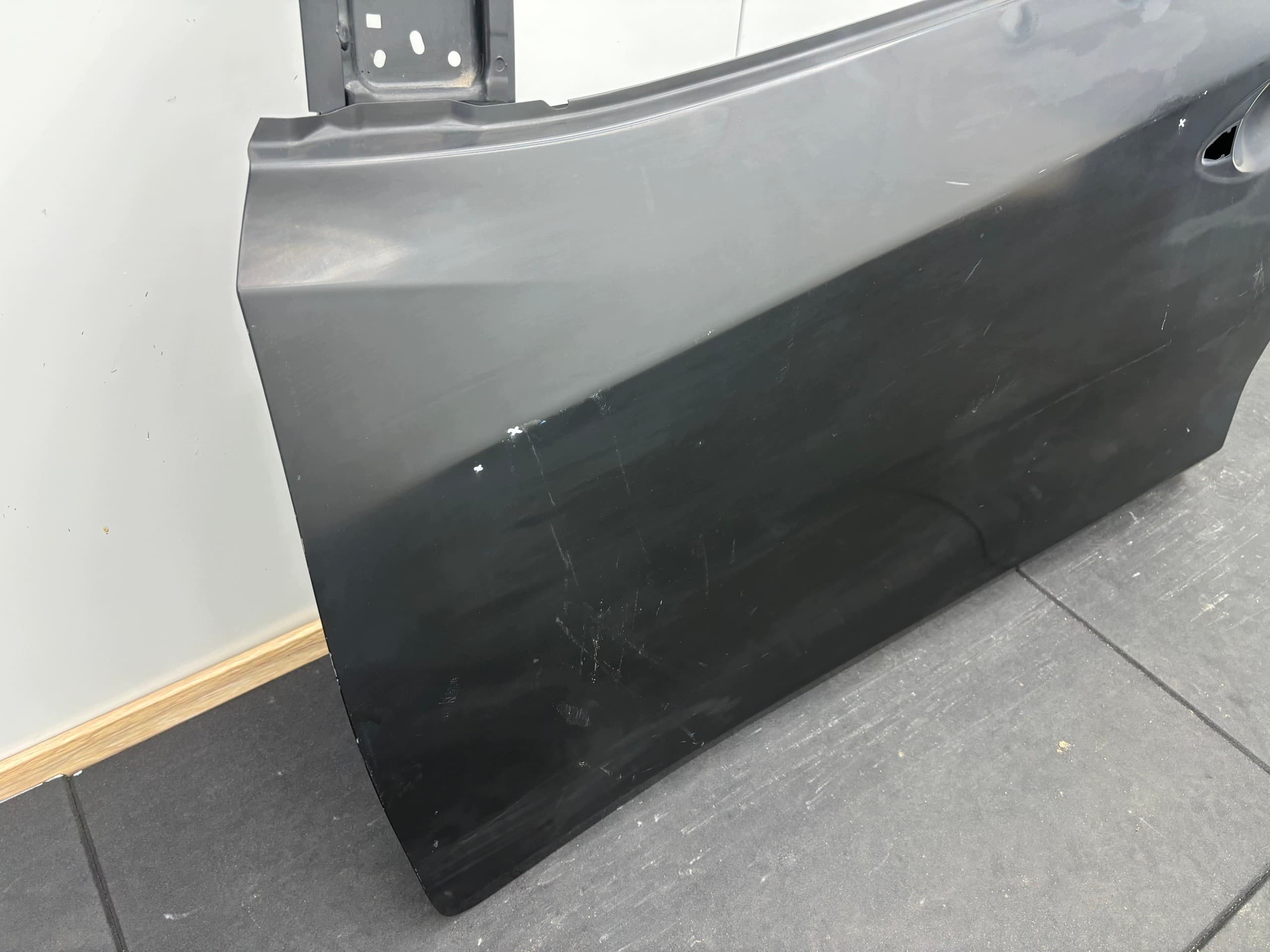 Puerta Delantera Izquierda Nissan Pulsar - Nueva Original OEM 3
