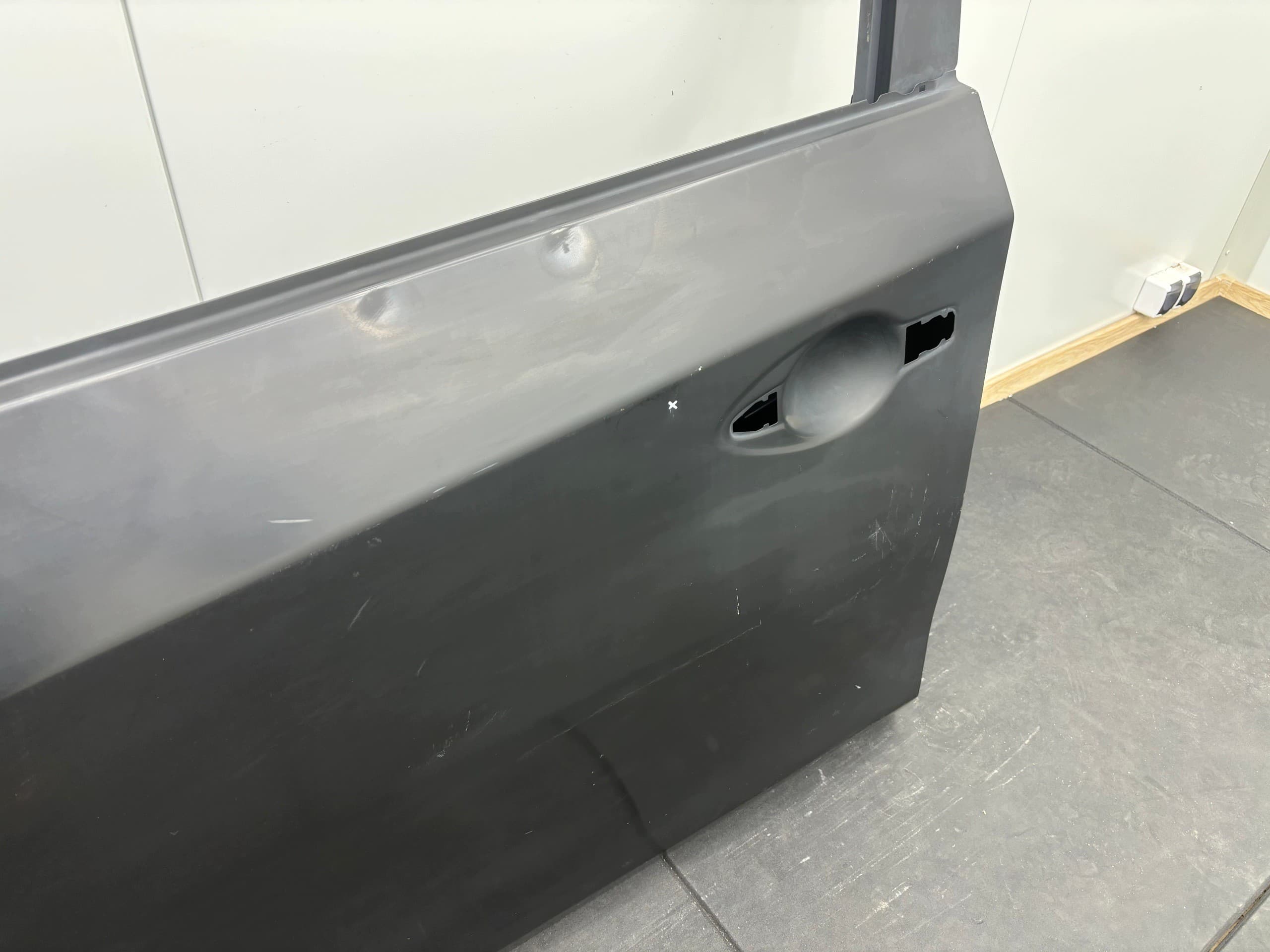 Puerta Delantera Izquierda Nissan Pulsar - Nueva Original OEM 4