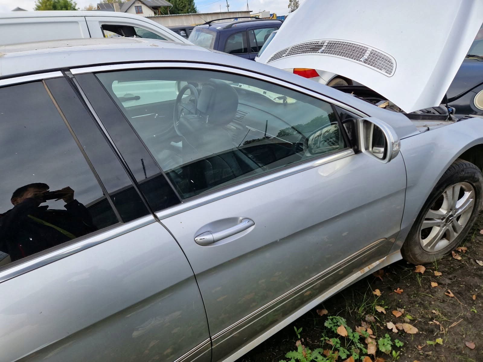 Puerta Delantera Derecha Mercedes W251 Clase R nuevo 3