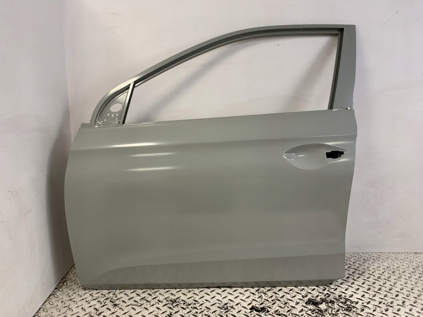 Puerta Delantera Izquierda Original Hyundai i20 II 2012-2019 nuevo 2