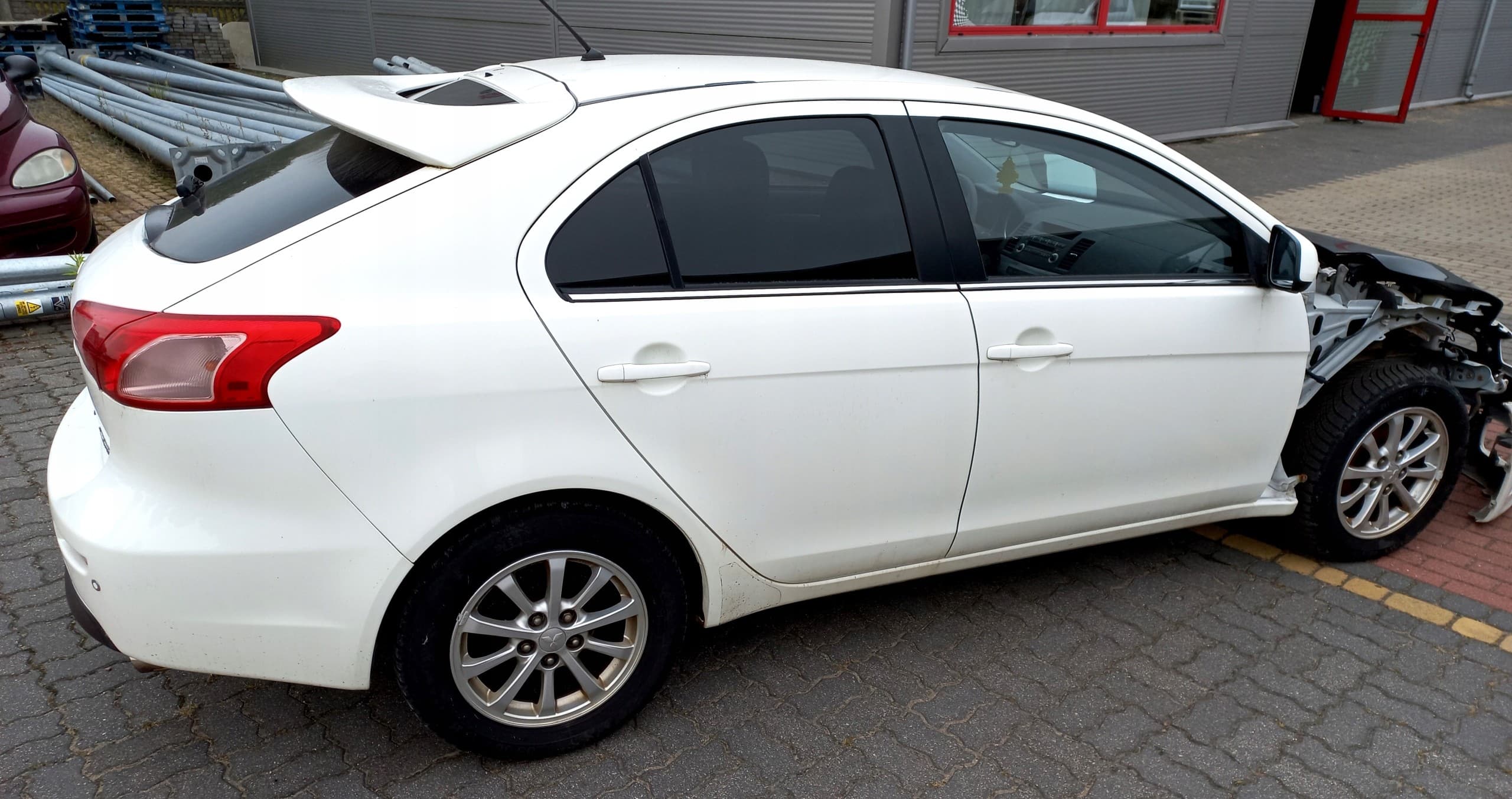 Puerta trasera derecha Mitsubishi Lancer Sportback Viii W37 nuevo