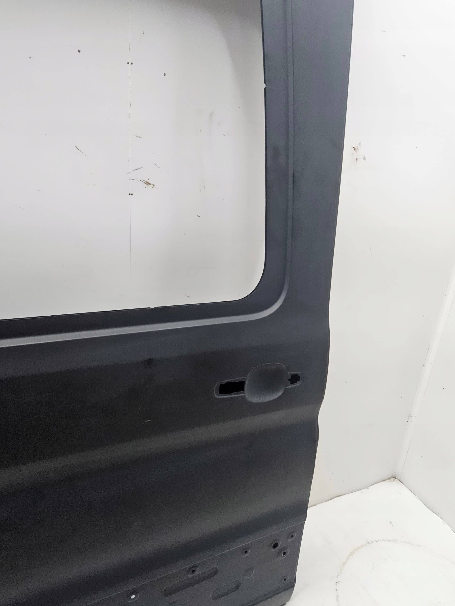 Puerta lateral trasera derecha Ford Transit MK8 corredera nuevo 7
