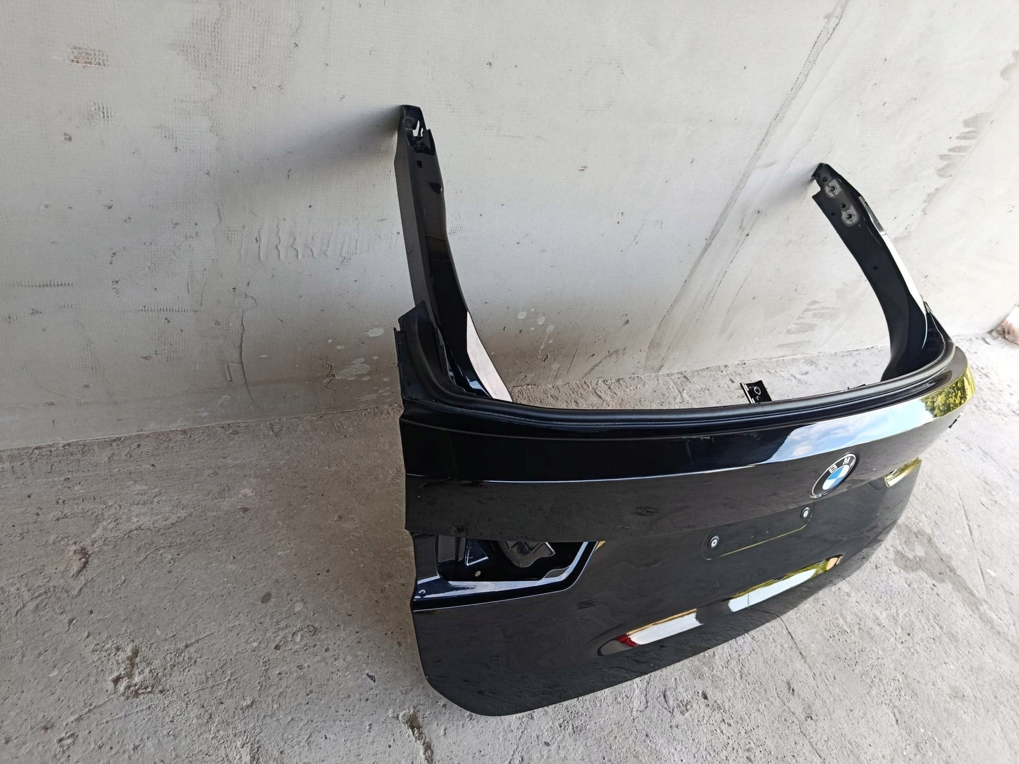 BMW 3 G21 Familiar 745340005 Puerta Trasera Original usado 2