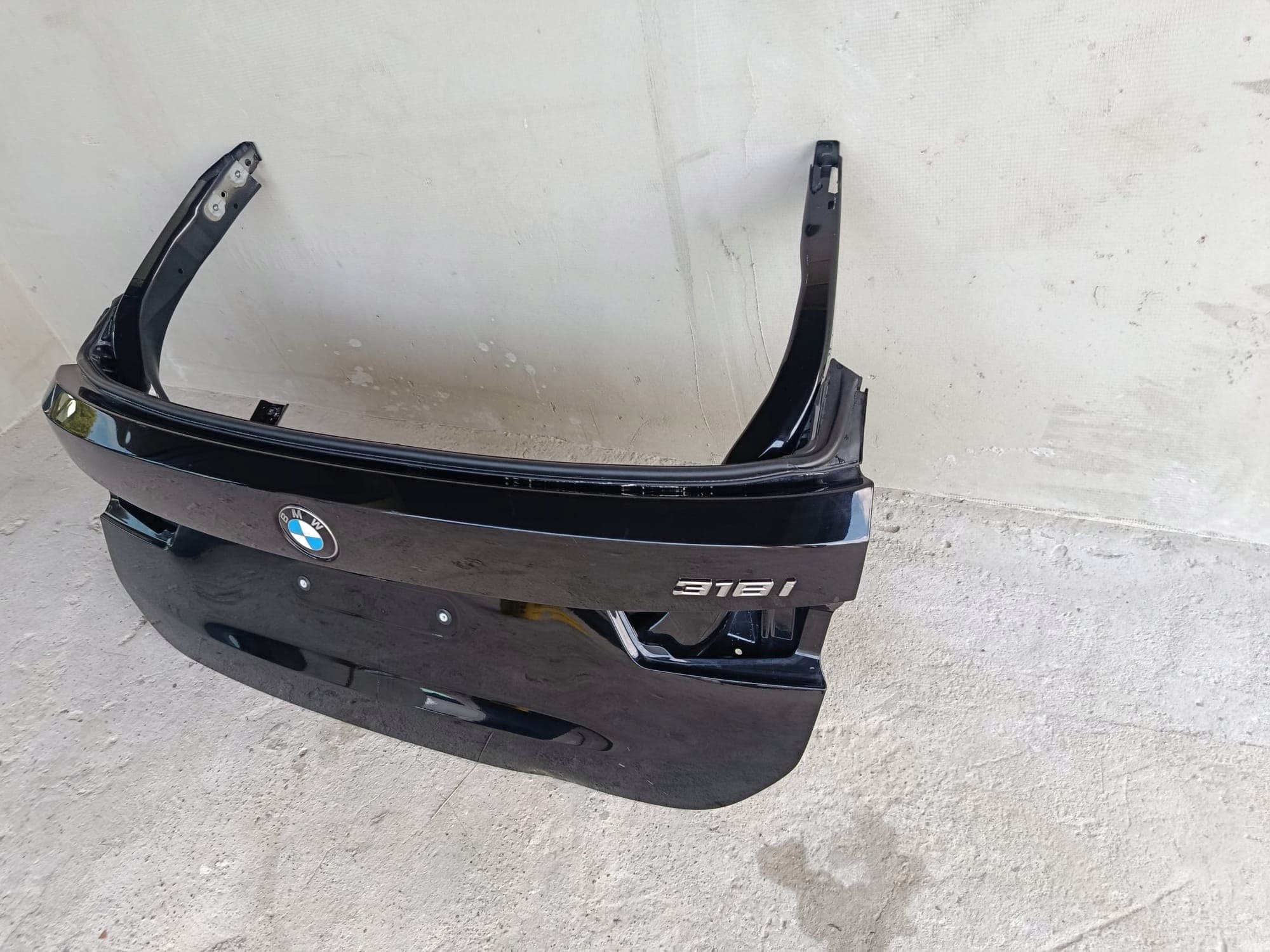 BMW 3 G21 Familiar 745340005 Puerta Trasera Original usado 3