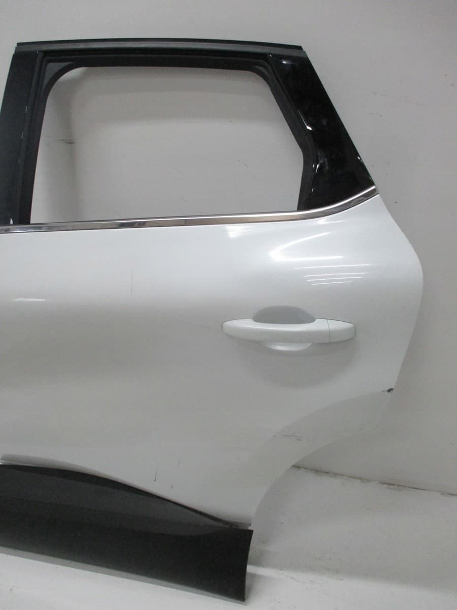 Puerta trasera izquierda Renault Captur II Bsz nuevo 4