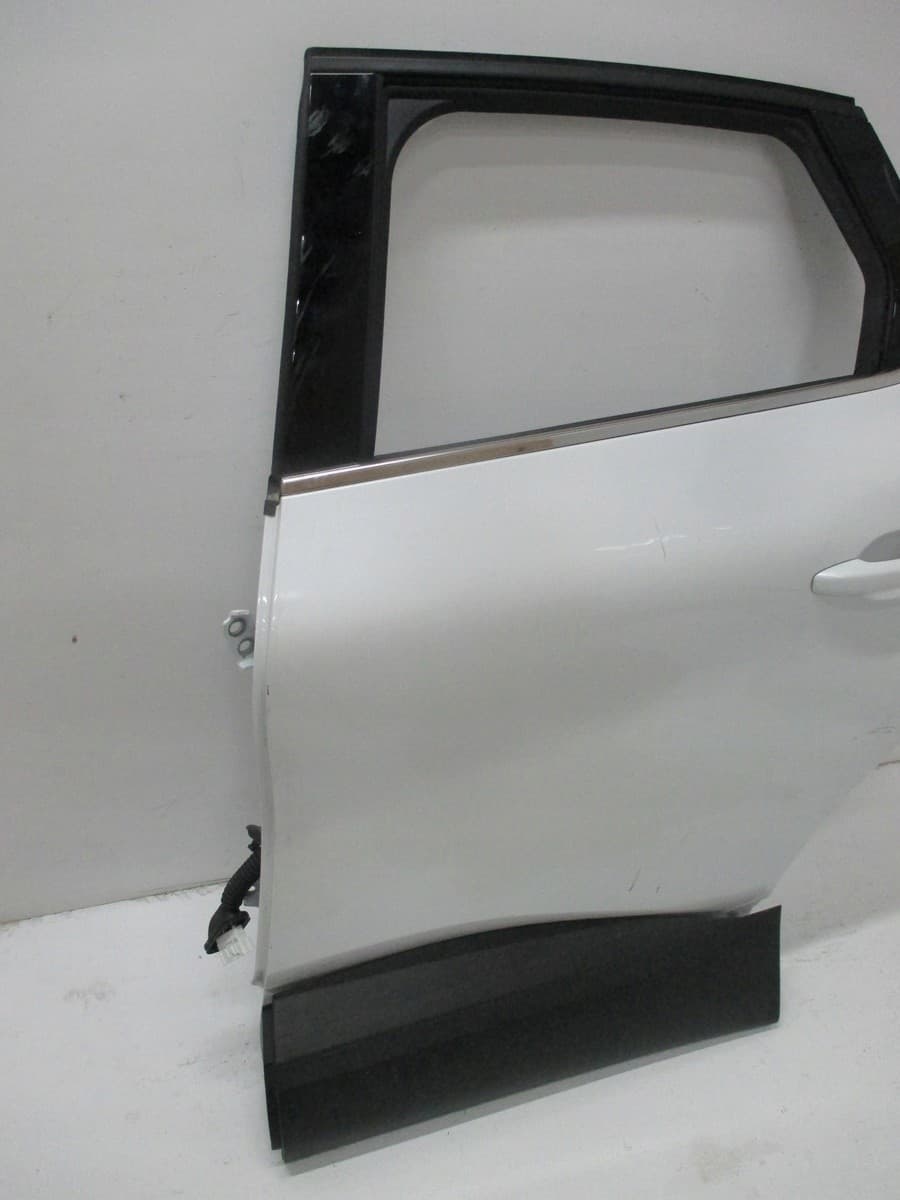 Puerta trasera izquierda Renault Captur II Bsz nuevo 5