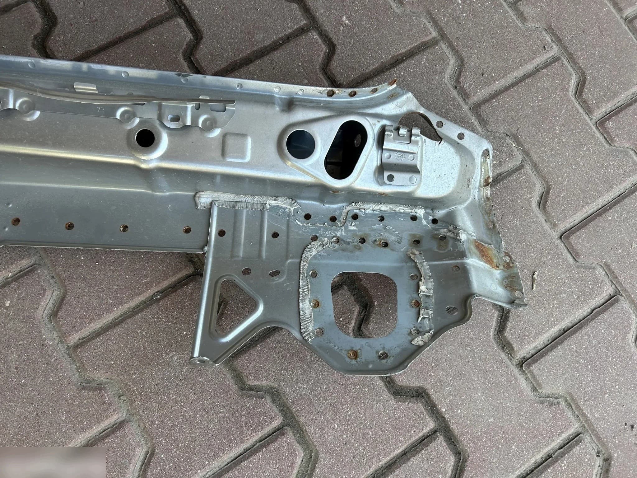 Refuerzo Trasero Parachoques Lexus RX IV 2016-2022 usado 4