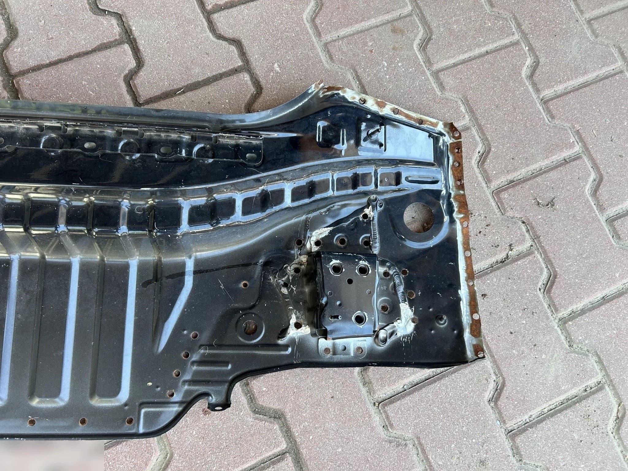 Refuerzo Paragolpes Trasero Toyota Camry Viii 2017 usado 4
