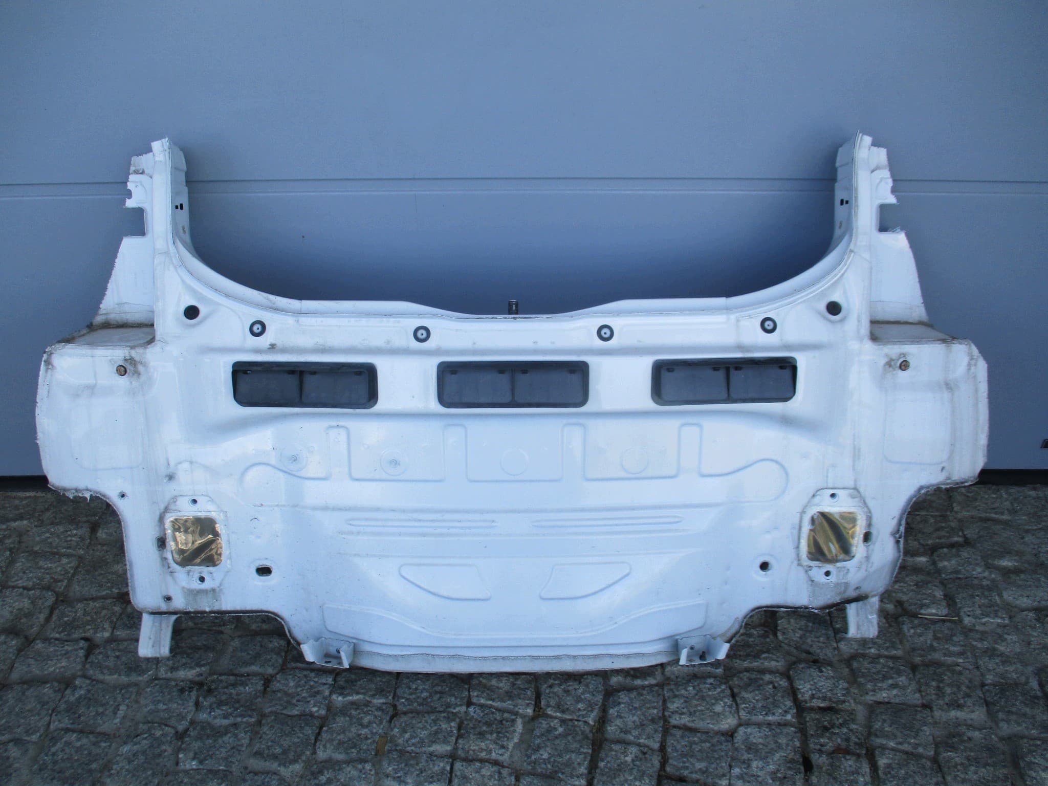 Refuerzo trasero para VW E-up, Citigo-E iV, 5 puertas usado