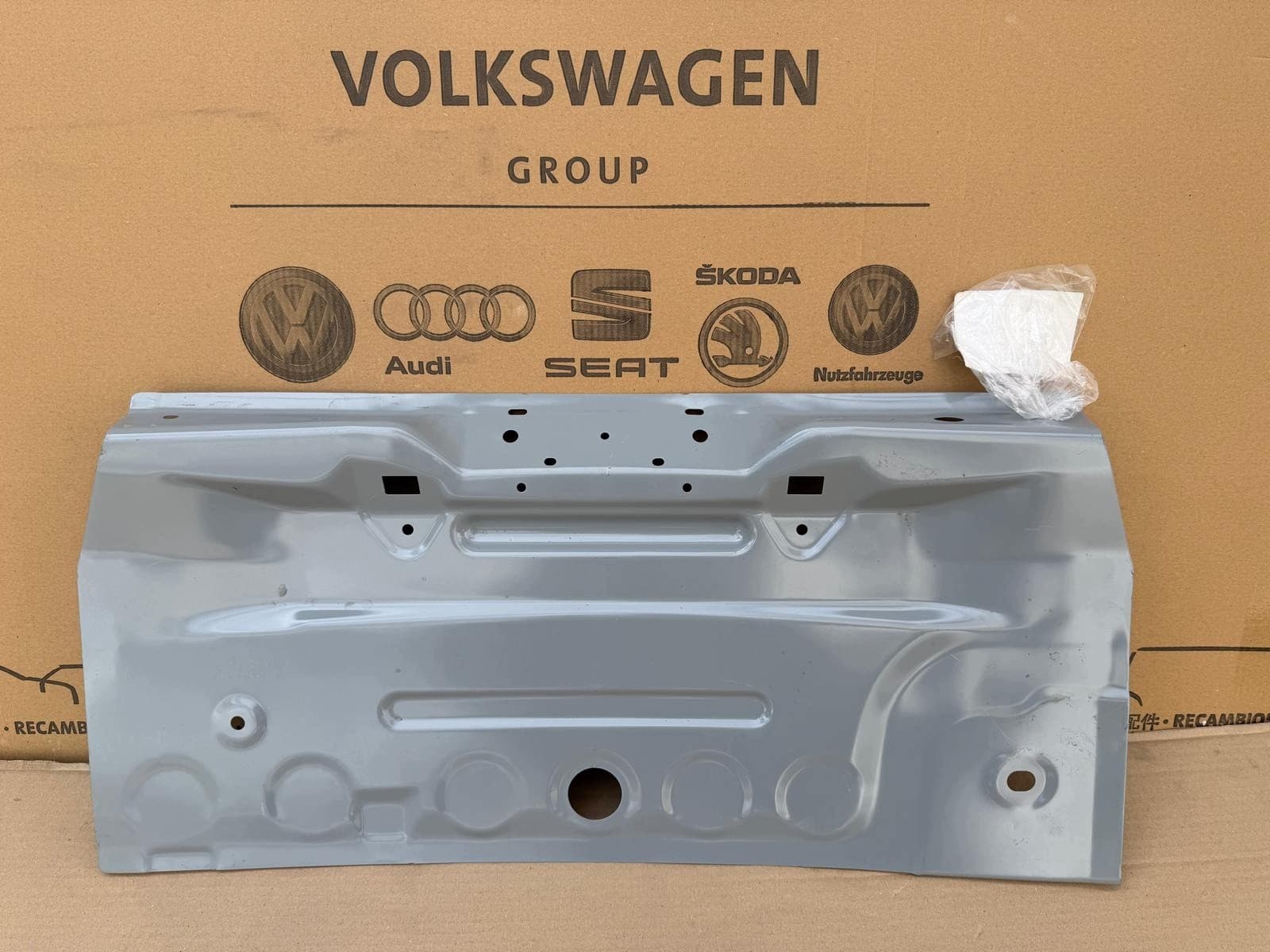Panel trasero para Skoda Rapid 5J 5JH813305B nuevo original 2