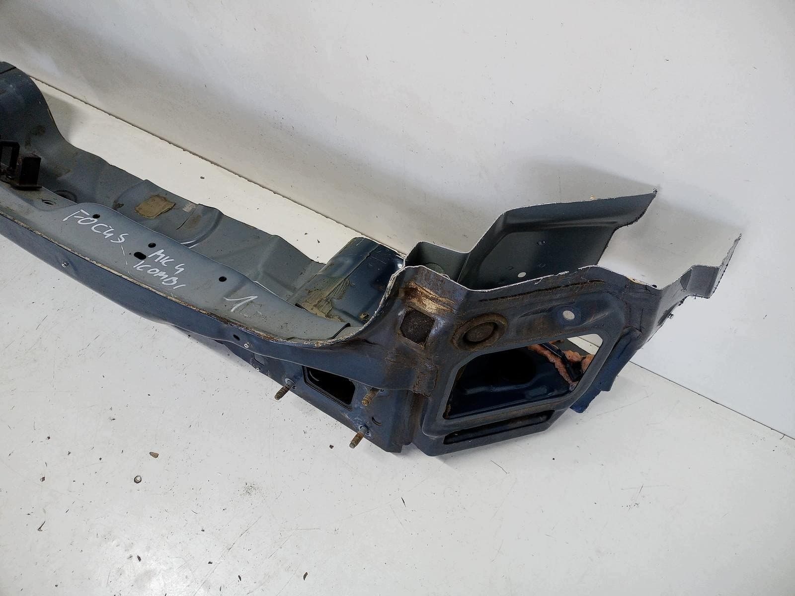 Cierre Trasero del Maletero Ford Focus MK4 Familiar usado 3