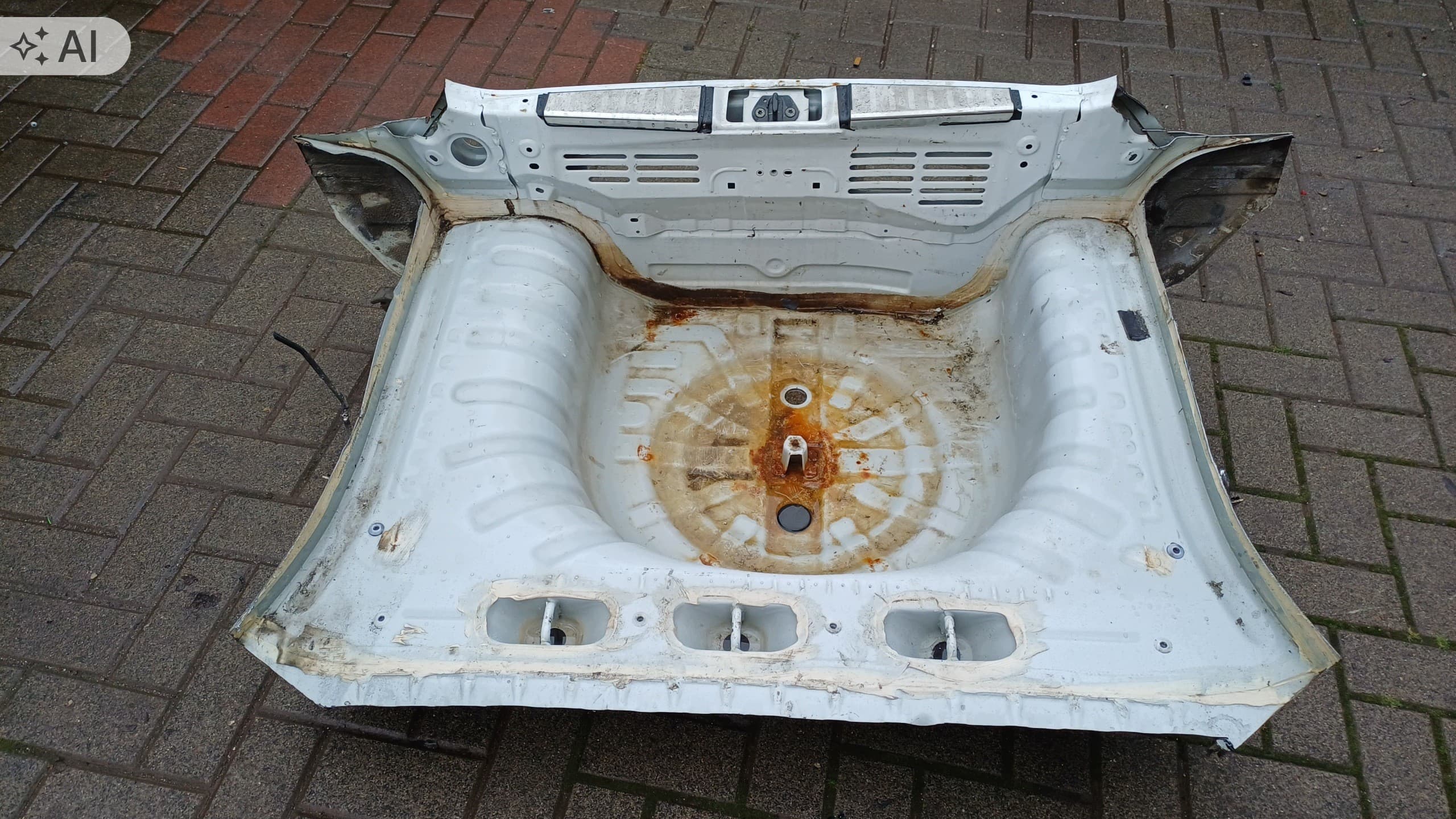 Cinturón DE Refuerzo Trasero Nissan Micra K13 usado 4