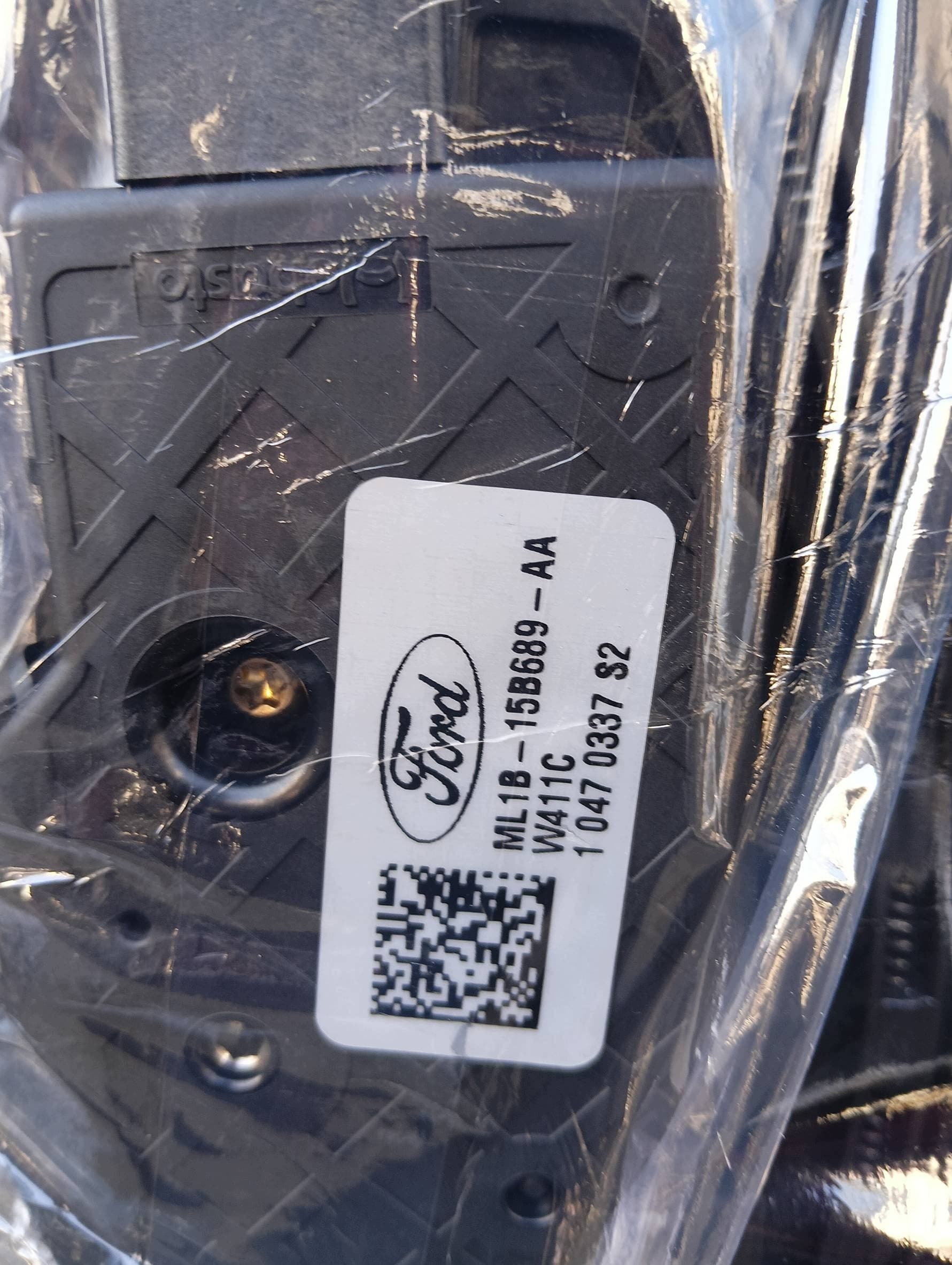 Techo solar para Lincoln Navigator IV (2017-2024) usado 7