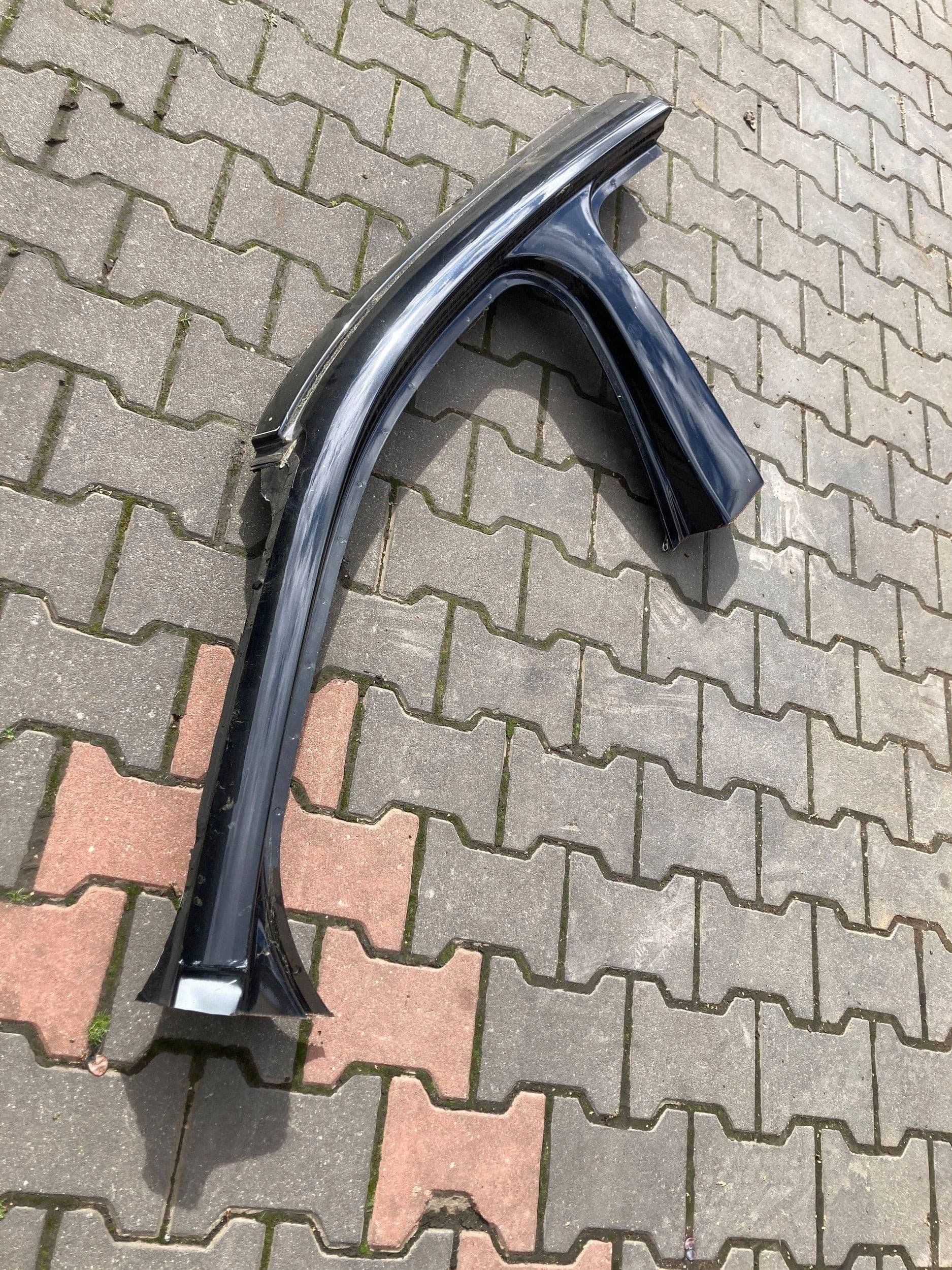 Pilar de techo delantero izquierdo BMW X2 F39 2018 usado 2