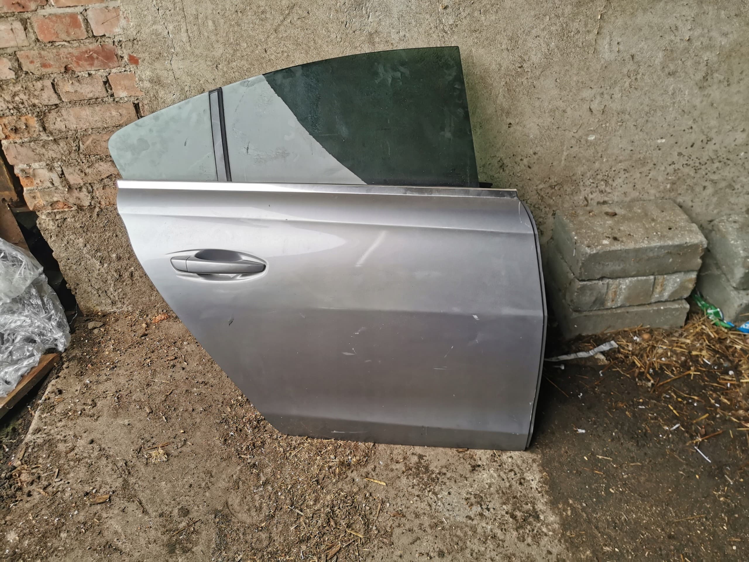 Puerta Trasera Derecha Peugeot 508 II HB Sedán nuevo