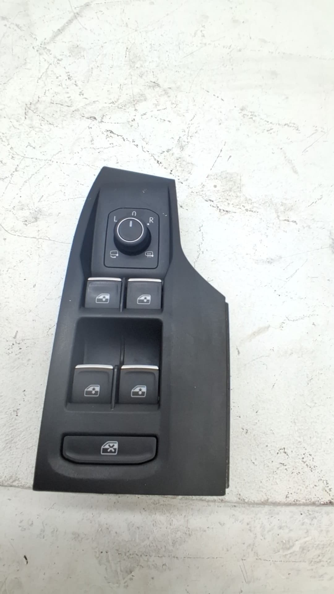 Mando elevalunas delantero izquierdo SEAT LEON