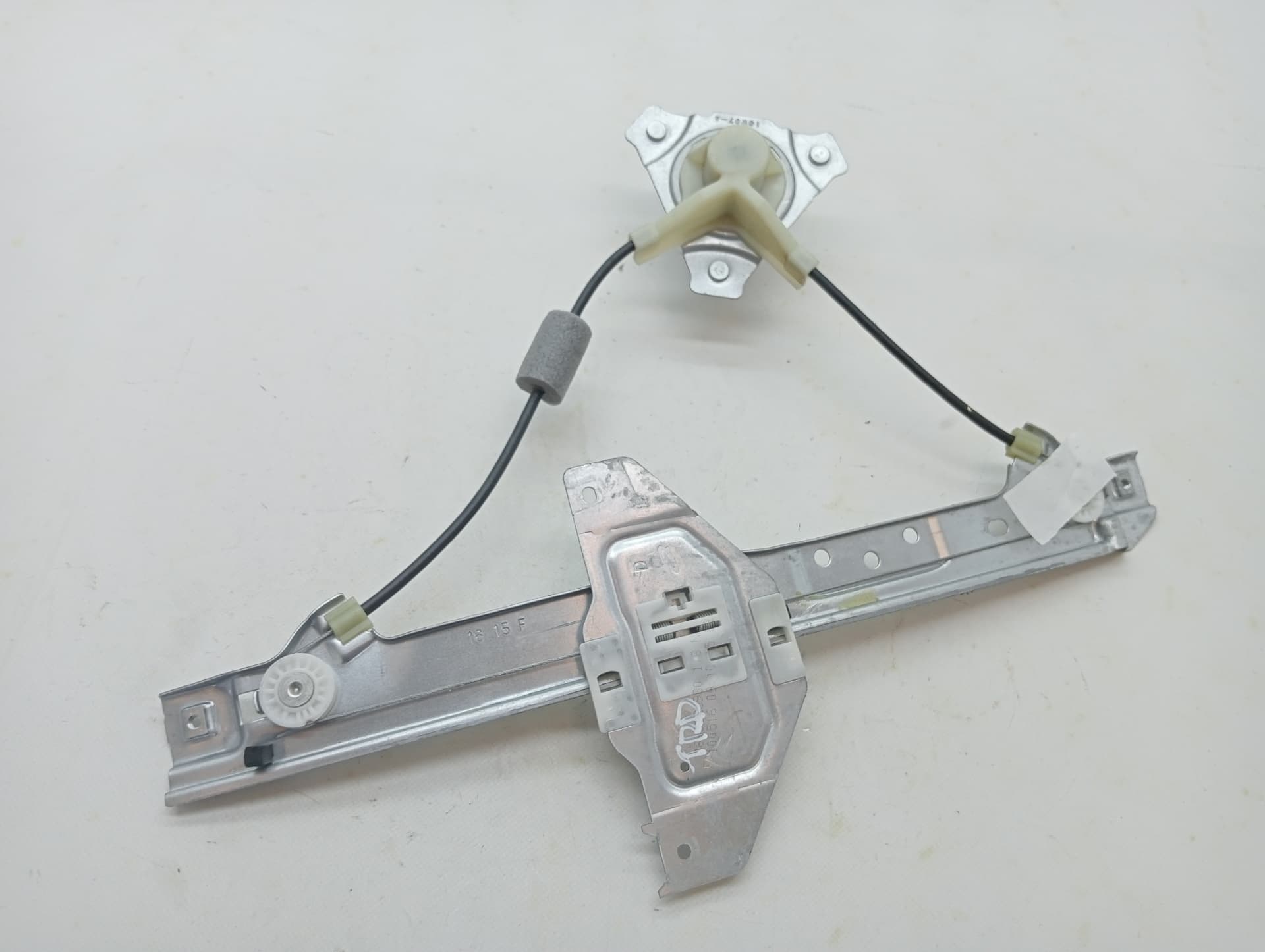 Elevalunas trasero derecho CITROEN C3 2