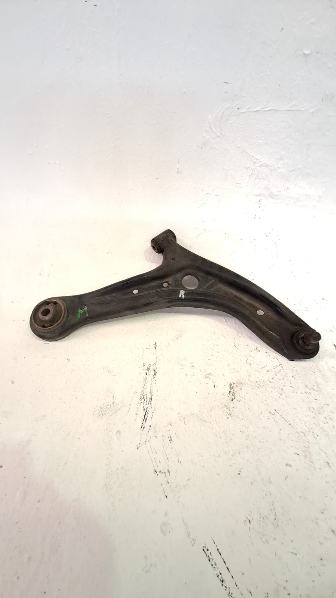 Brazo suspension inferior delantero derecho MAZDA 2 LIM