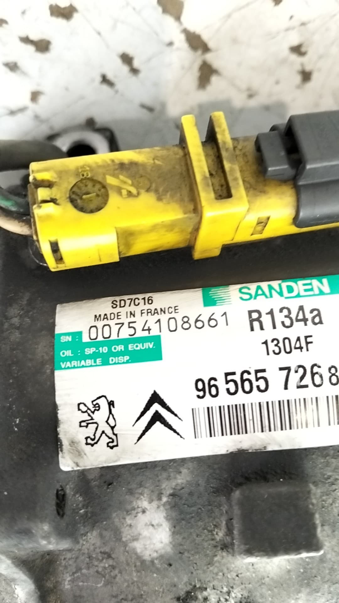 Recambio PEUGEOT 407 ref. 9656572680 2