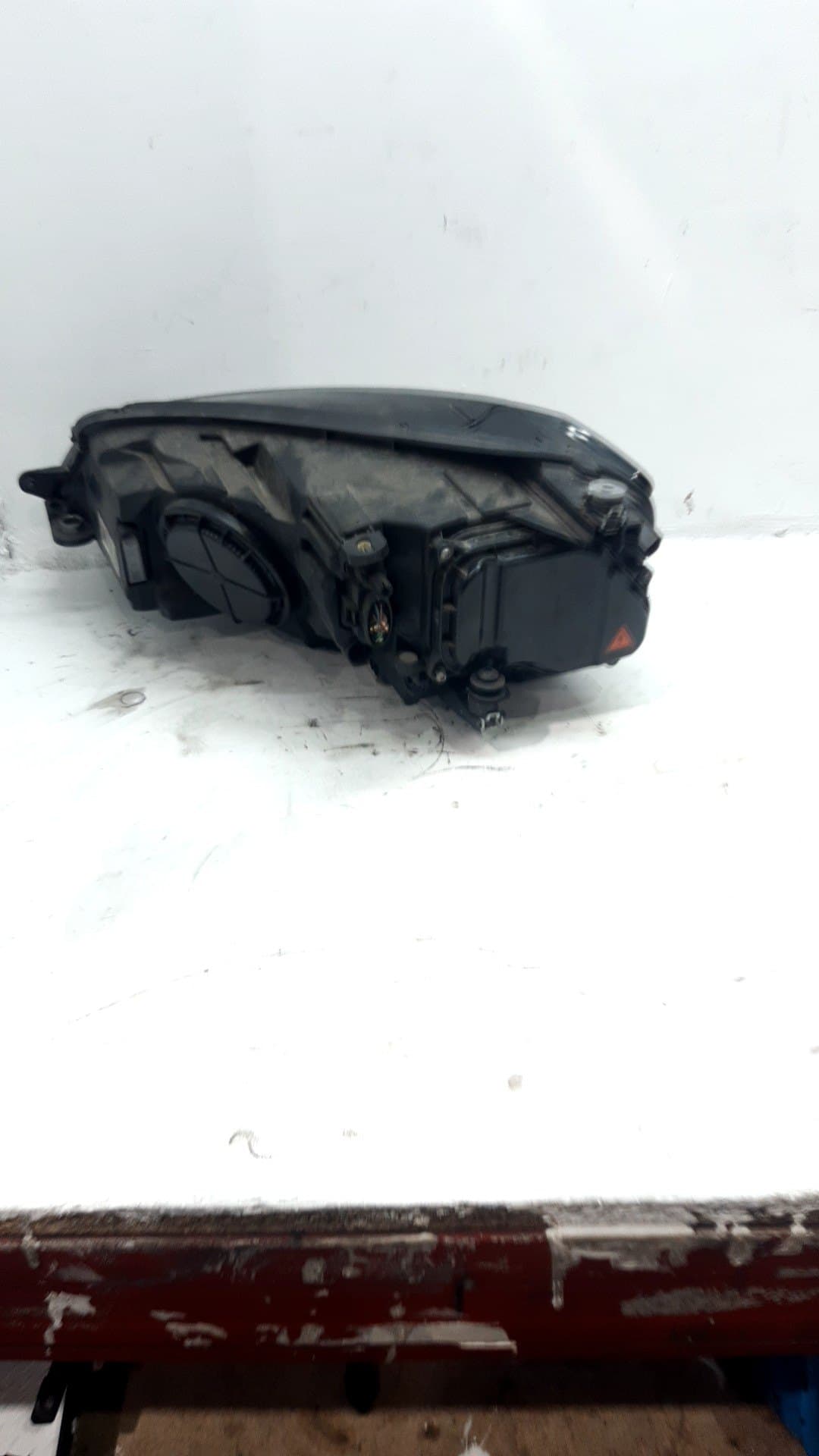 Faro derecho VOLKSWAGEN GOLF VII LIM 3