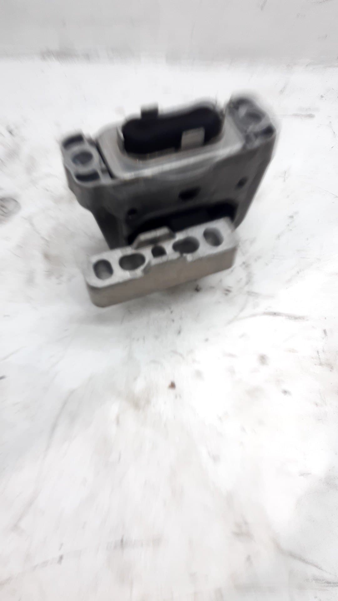 Soporte motor VOLKSWAGEN GOLF VII LIM 2