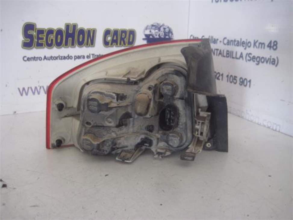 Piloto trasero derecho AUDI A4 BERLINA (8E) 3