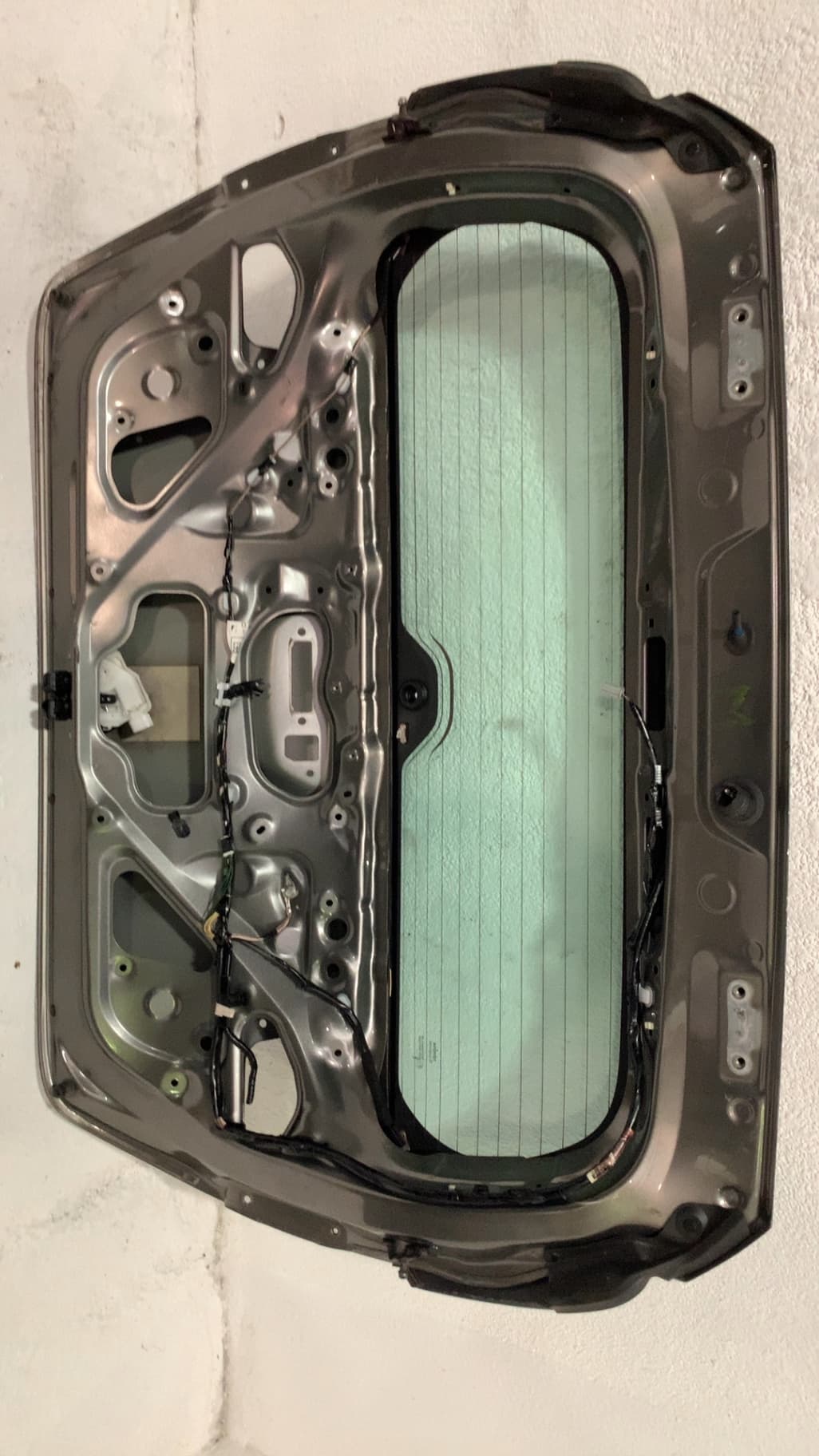 Porton trasero TOYOTA AURIS 2
