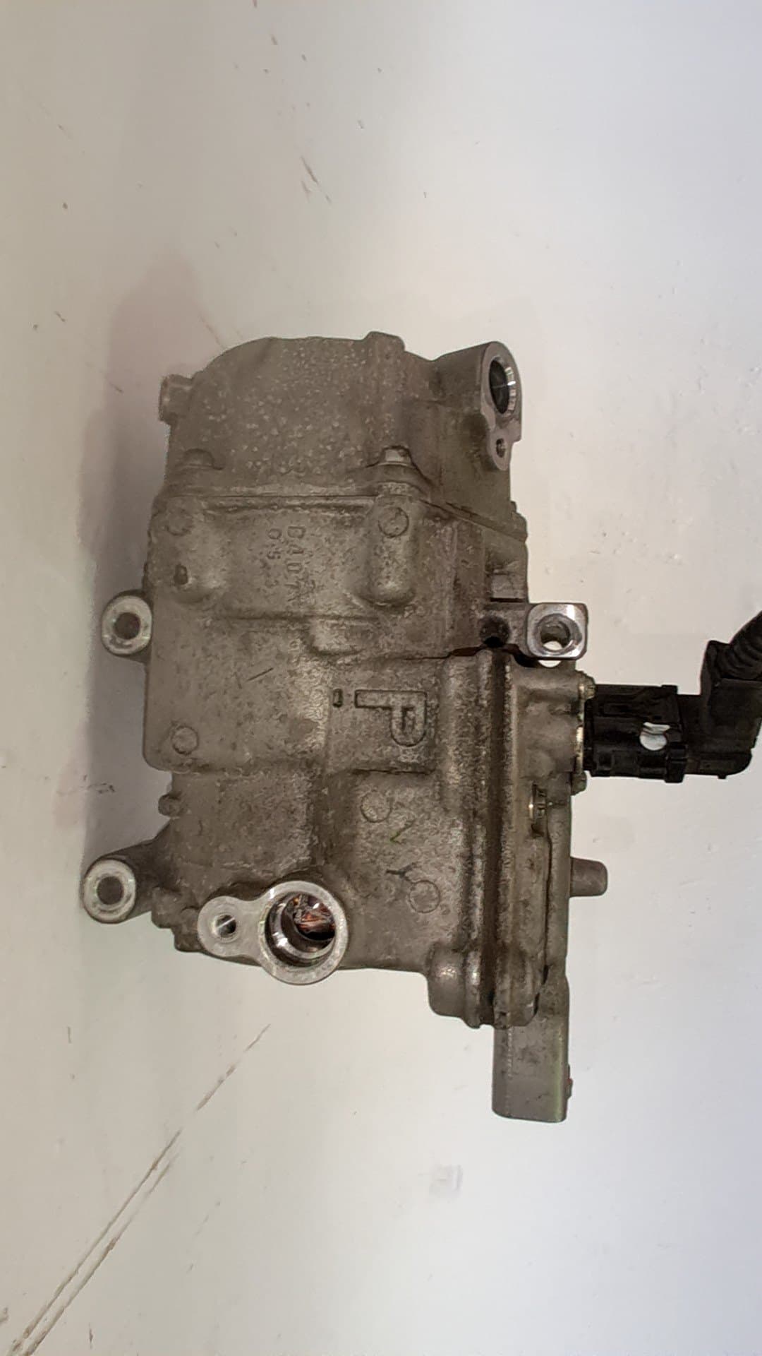 Recambio TOYOTA COROLLA (E21) ref. 8837047033 2