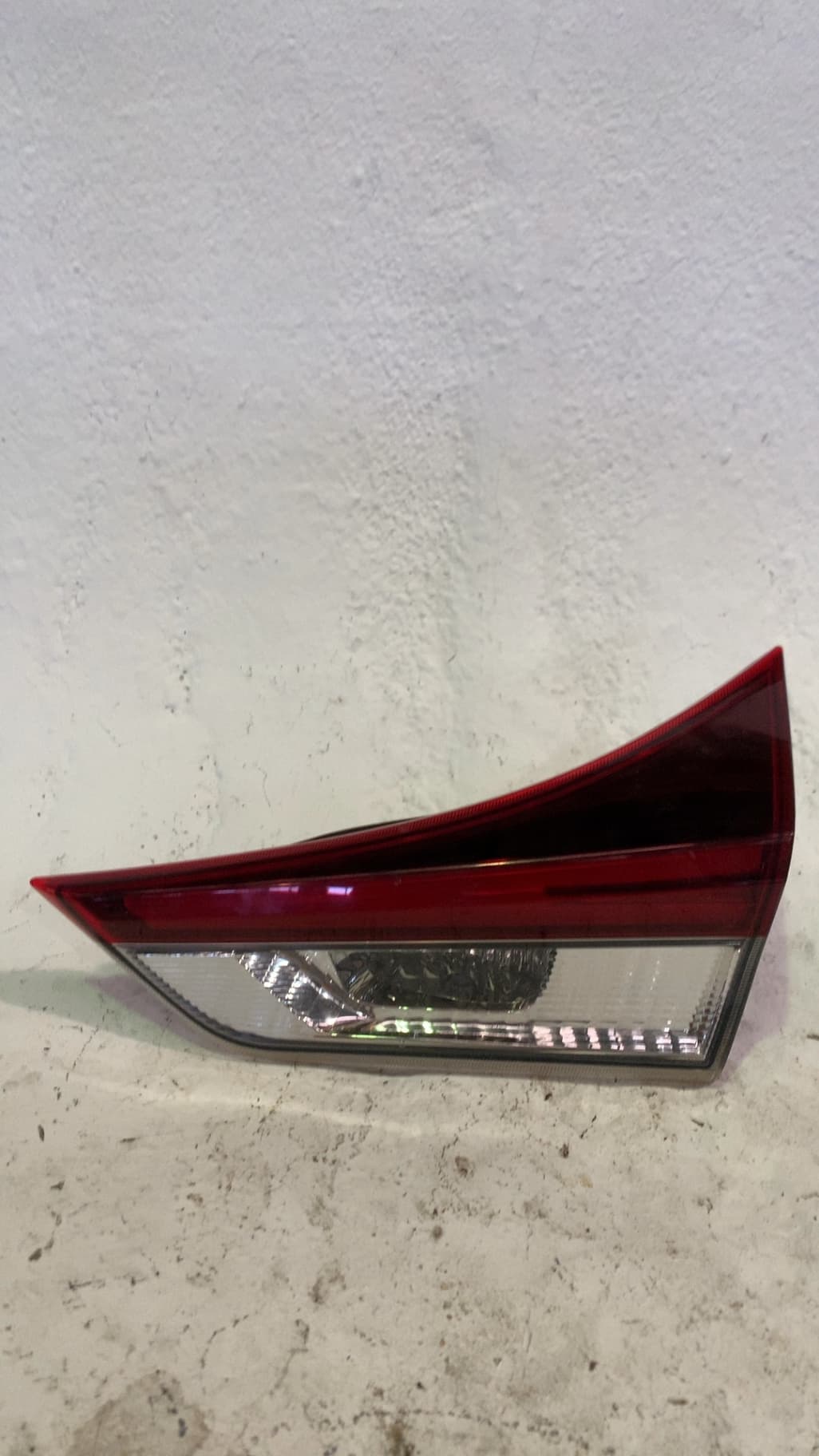 Recambio TOYOTA COROLLA (E21) ref. 8158102830