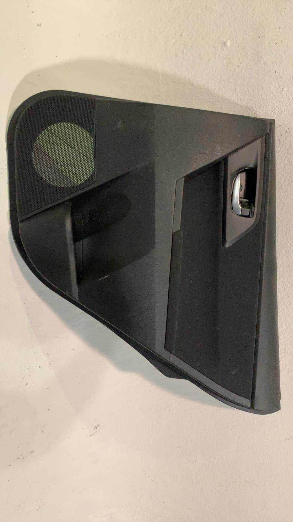 Guarnecido puerta trasera derecha TOYOTA COROLLA (E21)