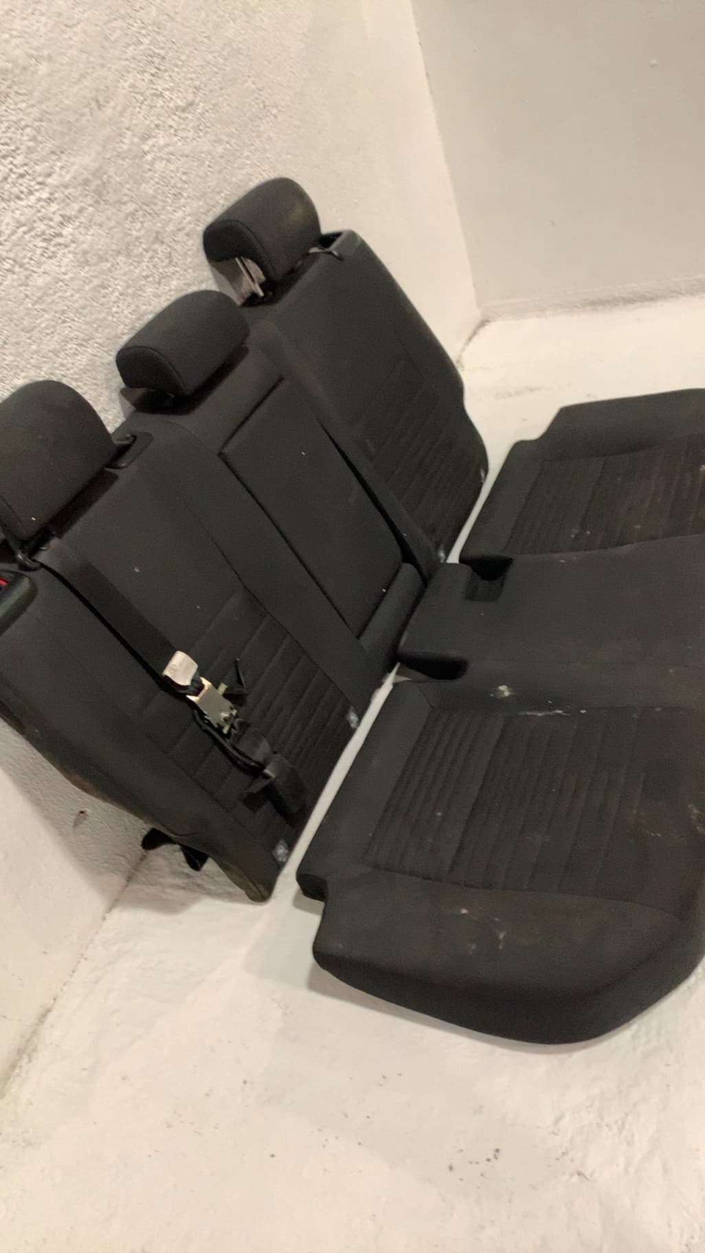 Cerradura asientos traseros TOYOTA COROLLA (E21) 2