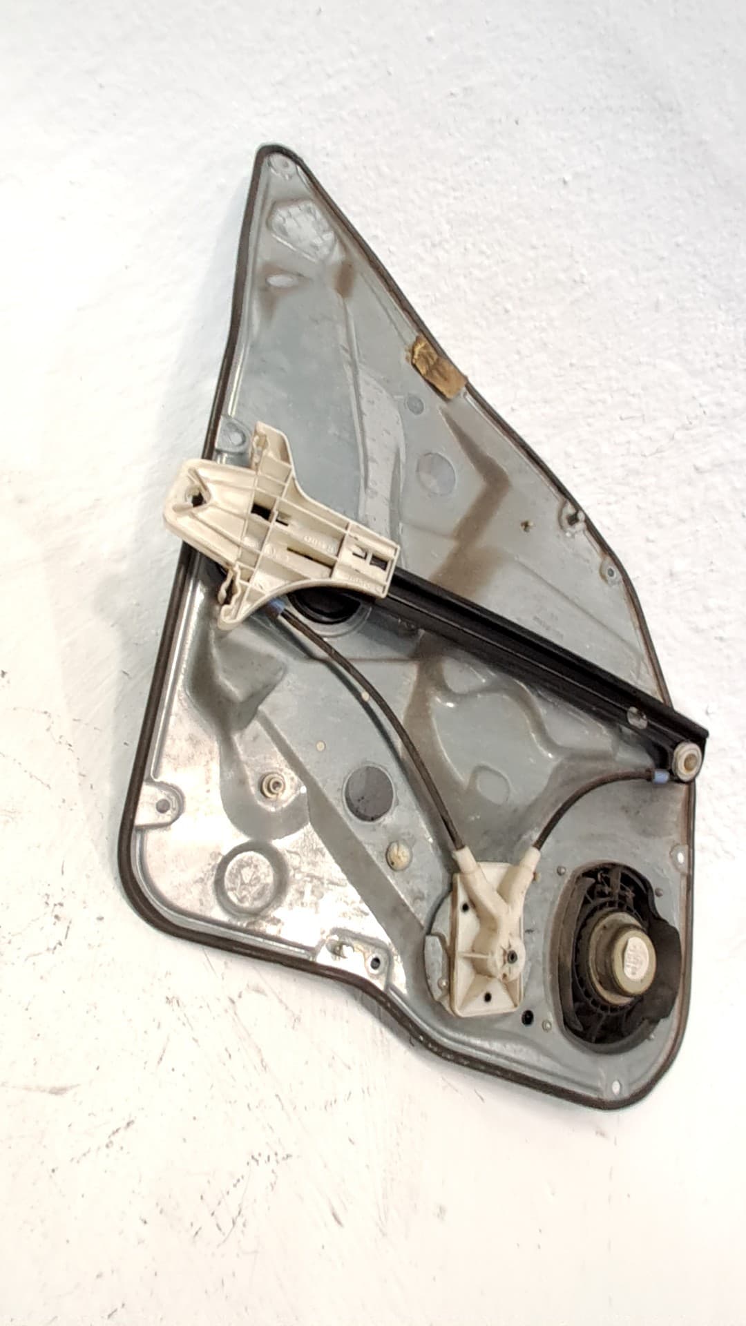 Elevalunas trasero izquierdo SEAT IBIZA (6L1) 2