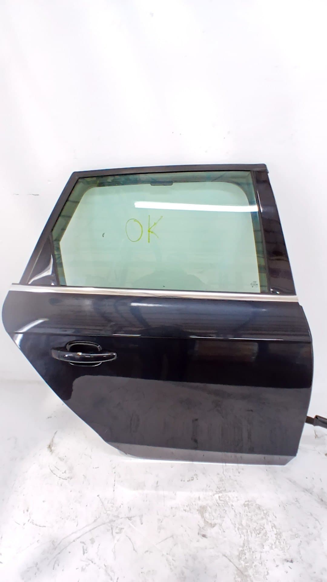 Puerta trasera derecha AUDI A4 BERLINA (8E)