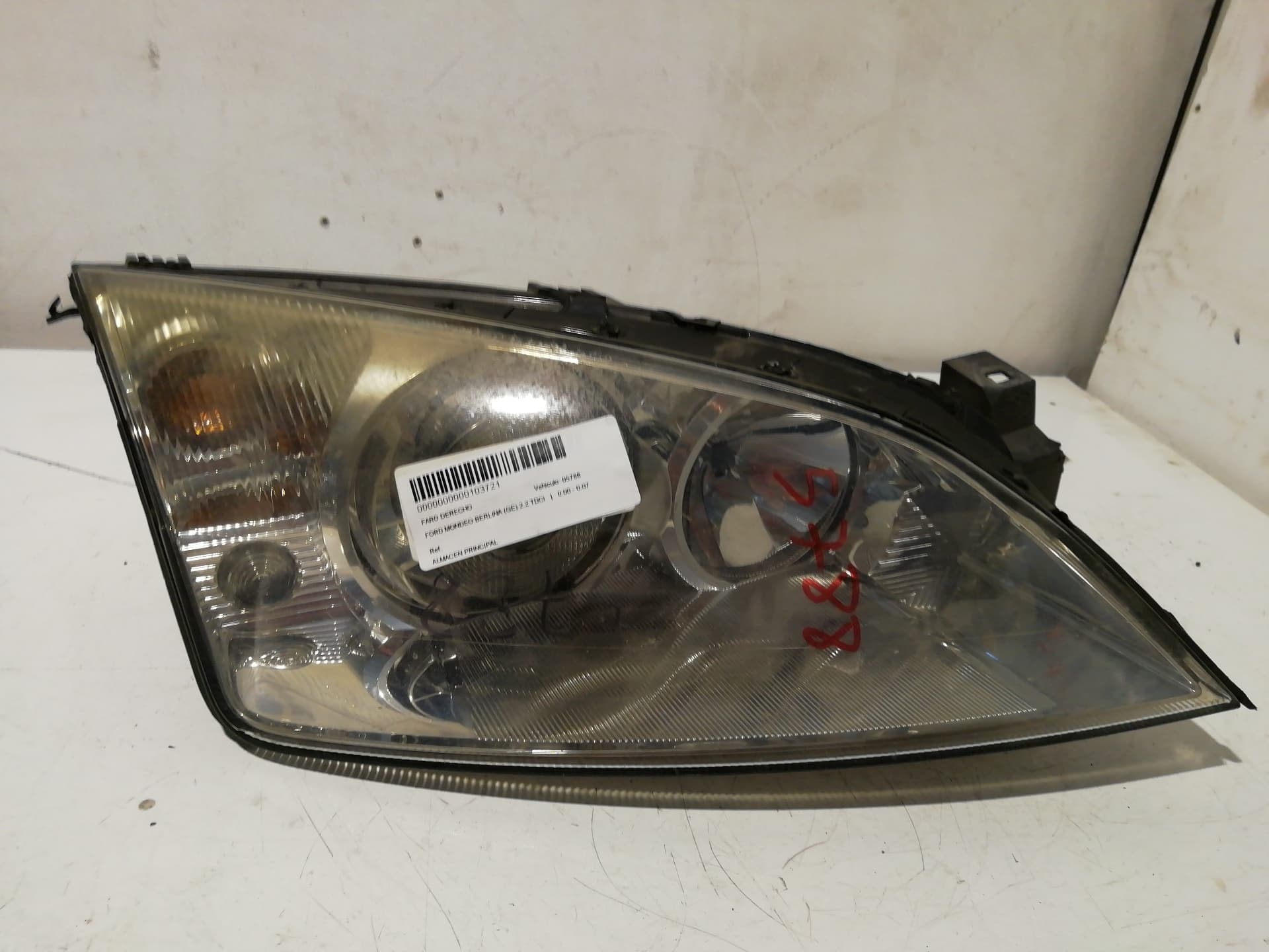 Faro derecho FORD MONDEO BERLINA (GE)
