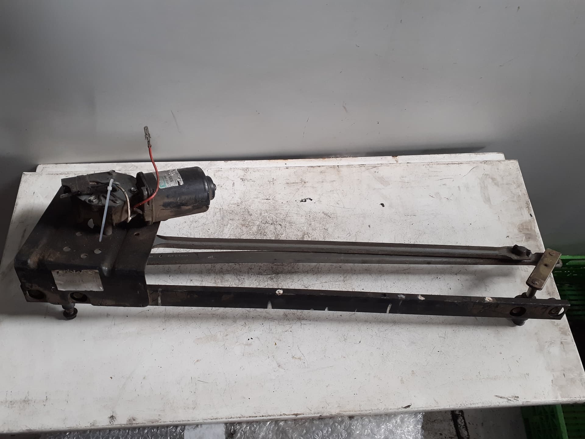Motor limpia delantero RENAULT TRAFIC CAJA CERRADA (AB 4.01)