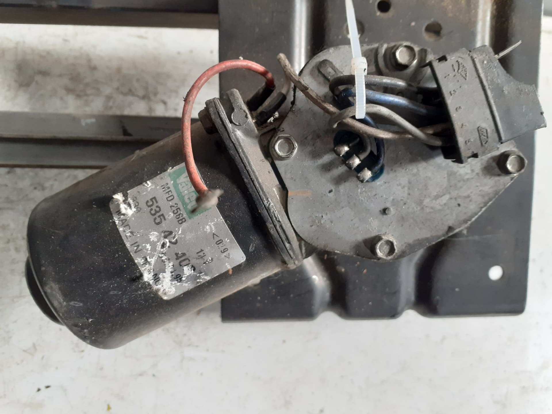 Motor limpia delantero RENAULT TRAFIC CAJA CERRADA (AB 4.01) 3