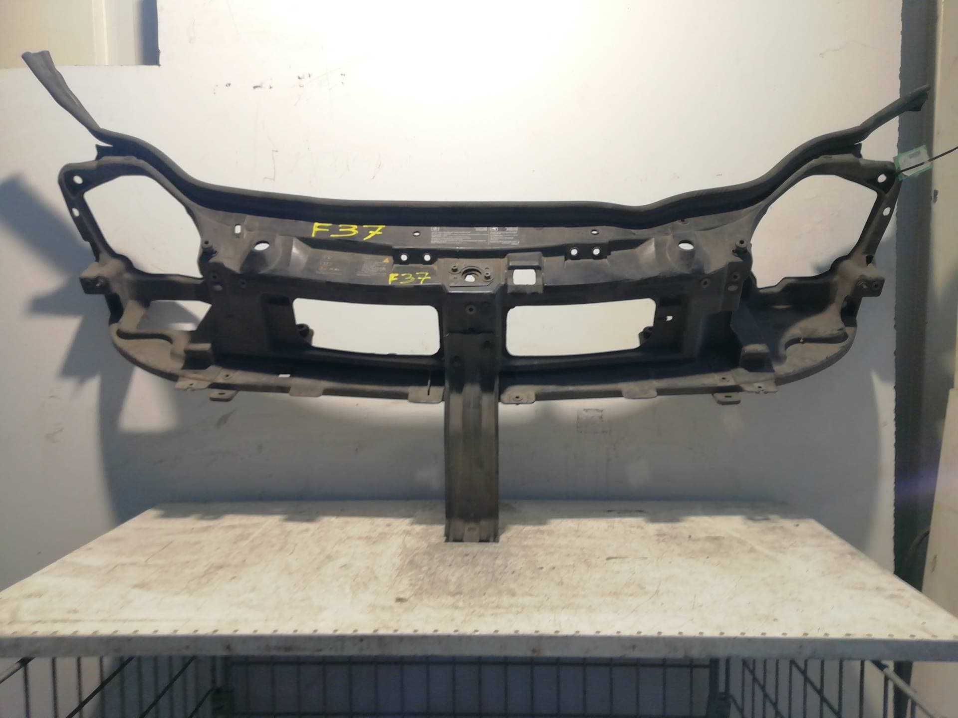 Panel frontal RENAULT TRAFIC CAJA CERRADA (AB 4.01)