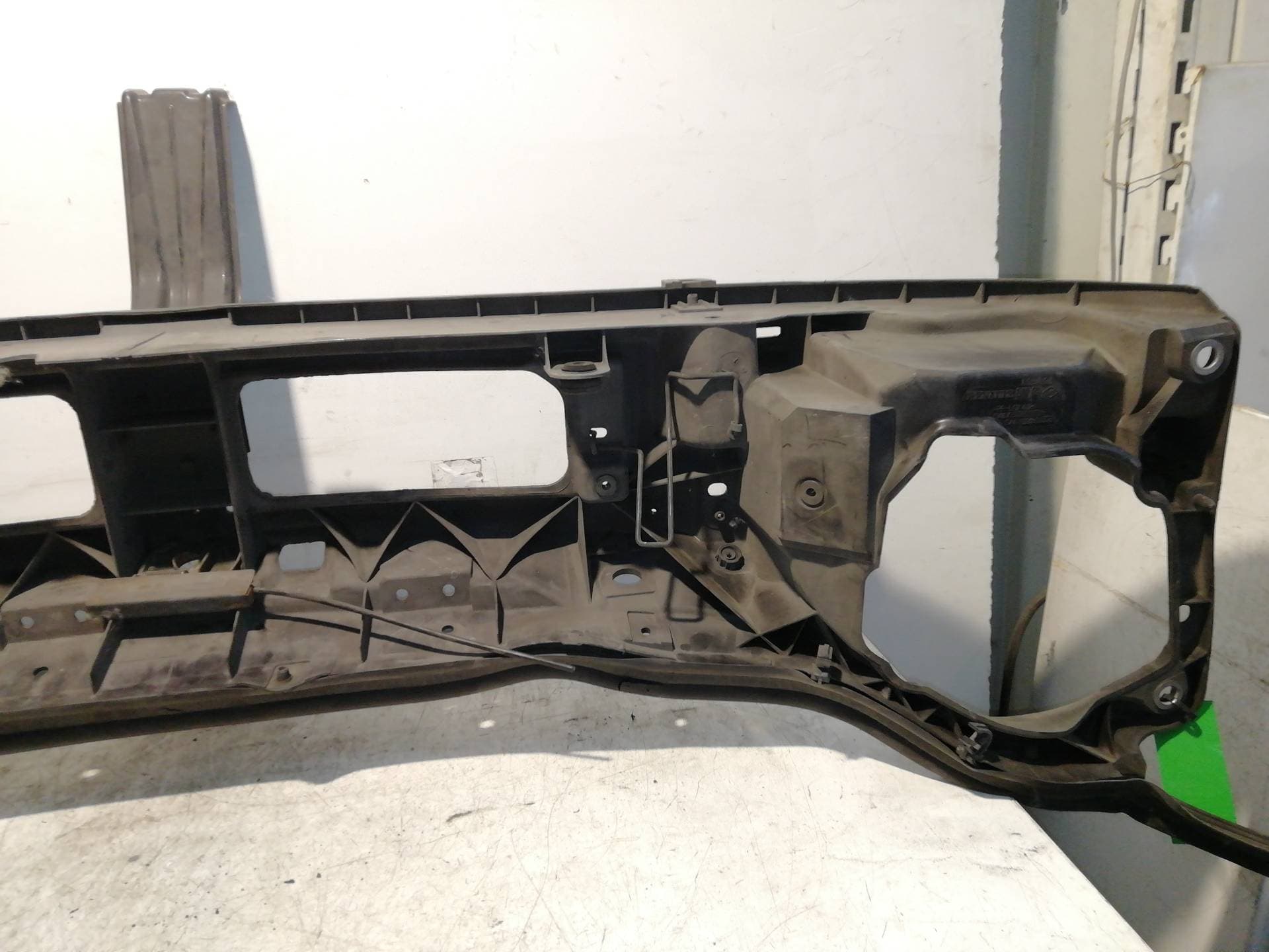 Panel frontal RENAULT TRAFIC CAJA CERRADA (AB 4.01) 2