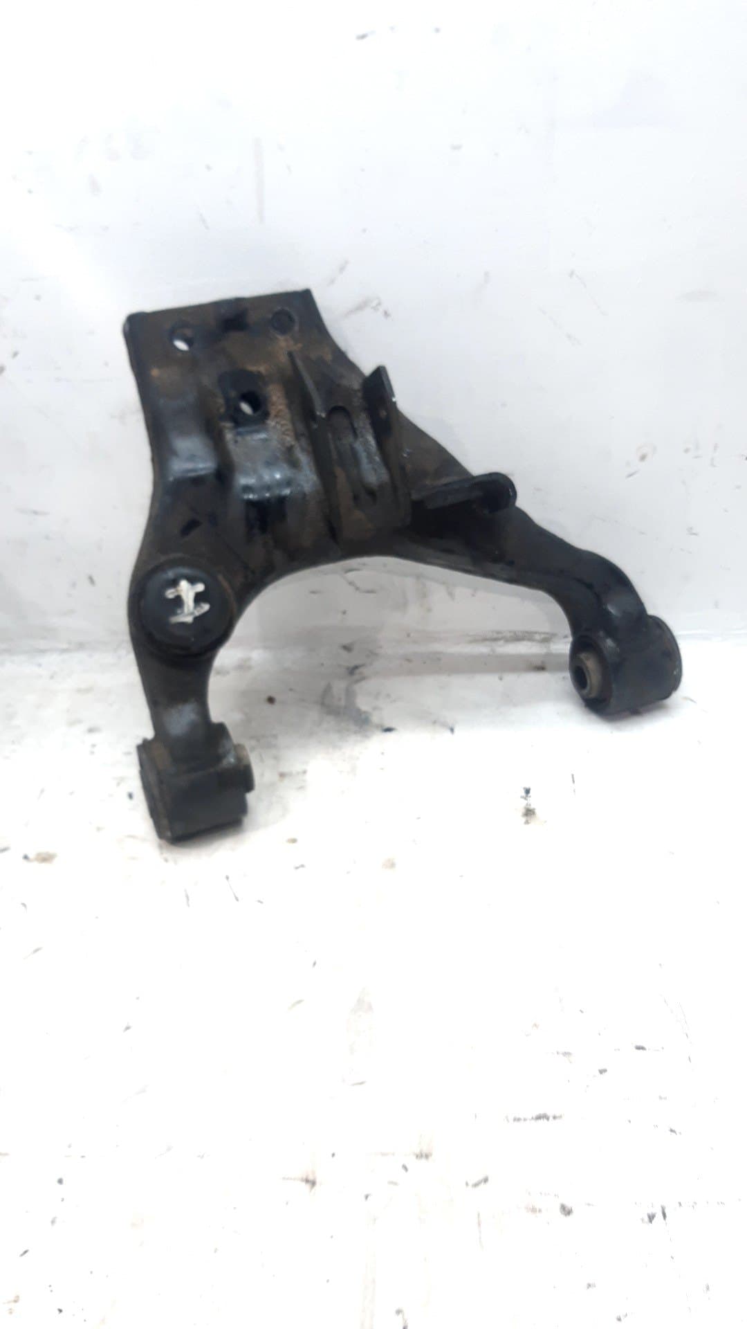 Brazo suspension inferior delantero izquierdo KIA SORENTO