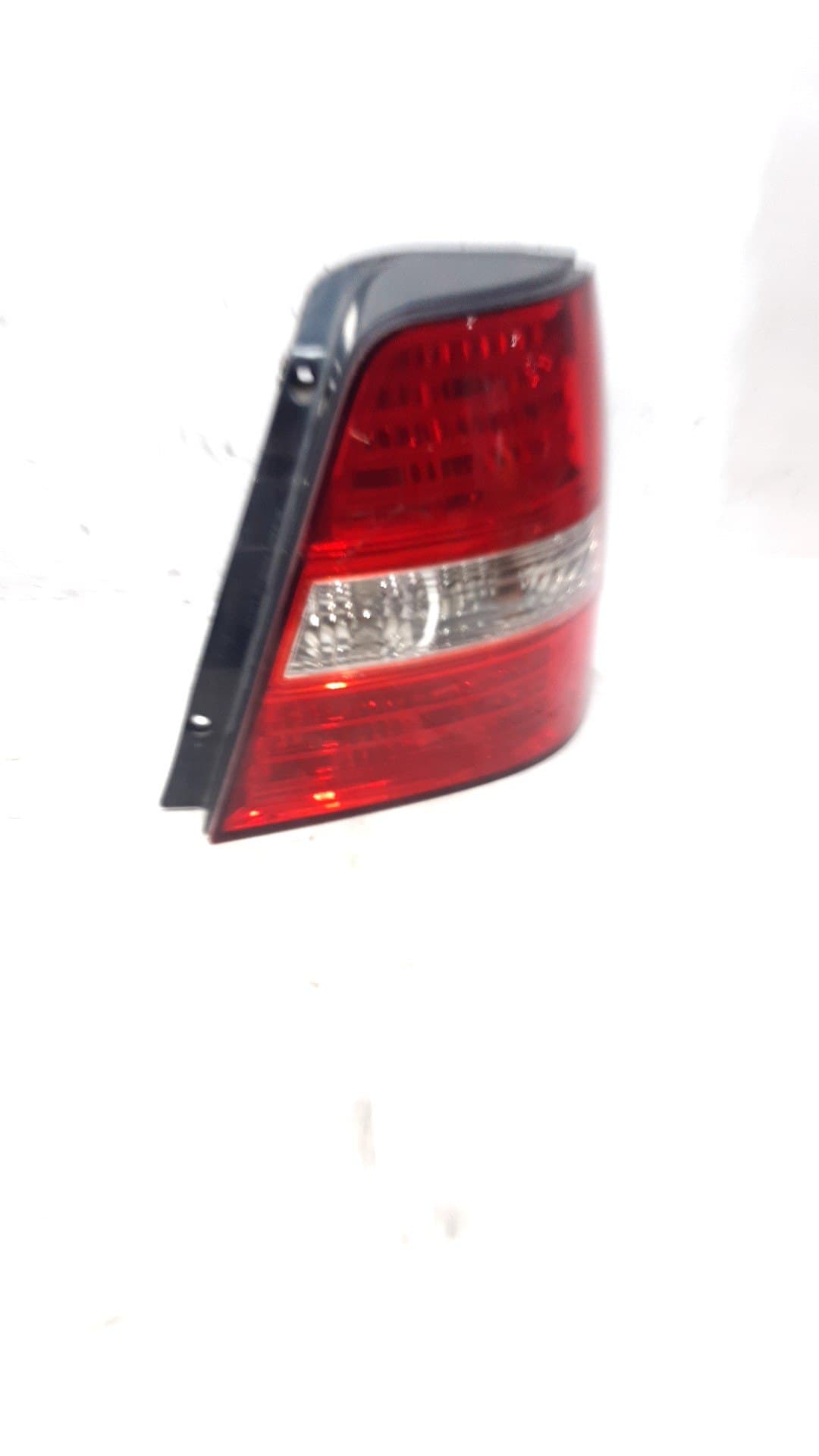 Piloto trasero derecho KIA SORENTO