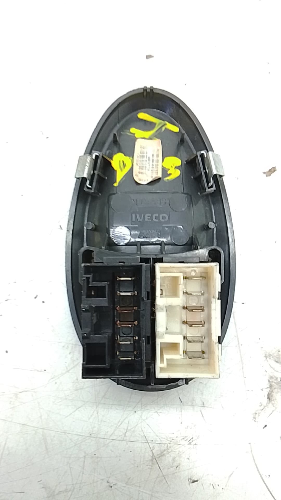 Mando elevalunas delantero izquierdo IVECO DAILY 3