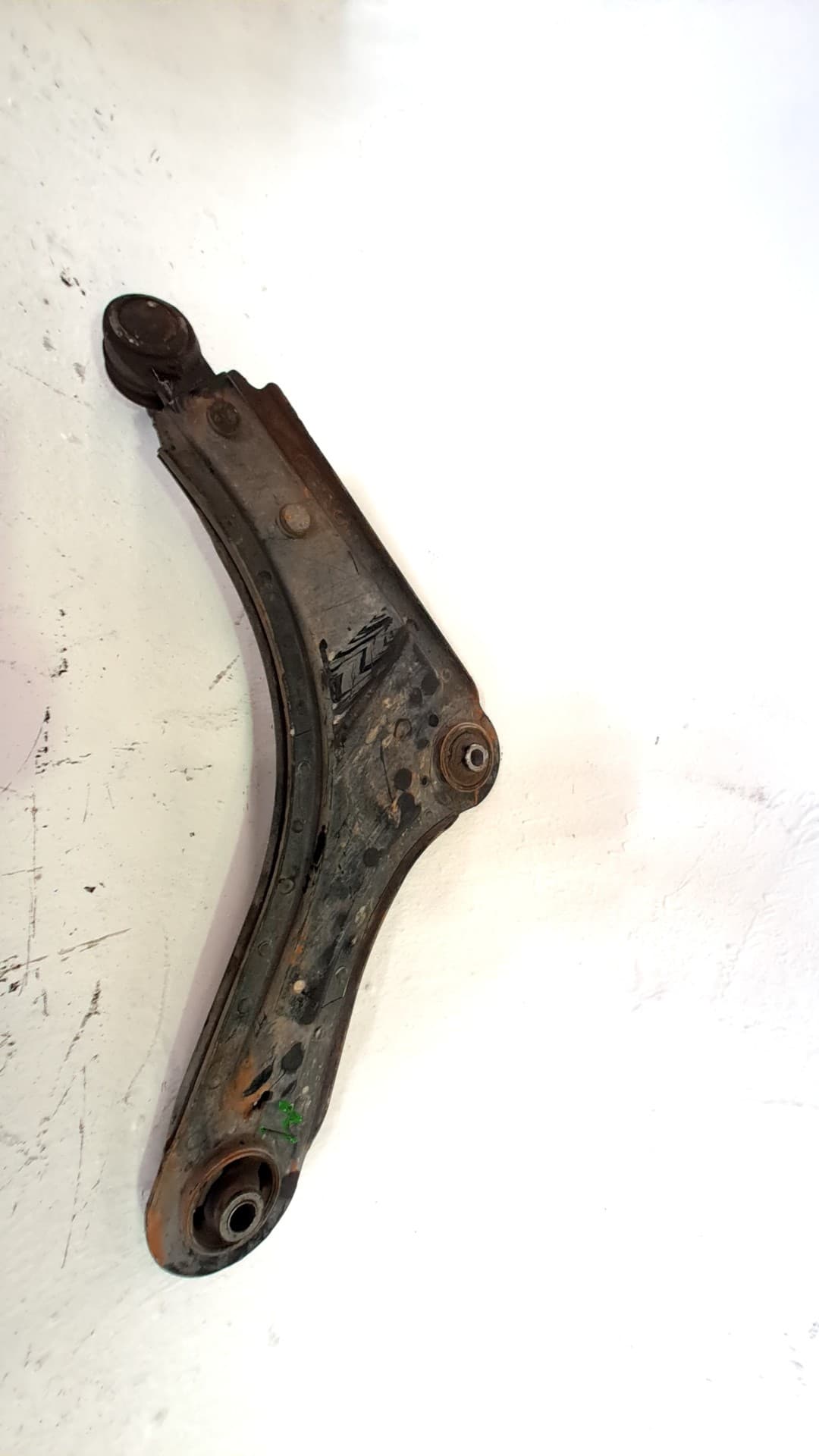 Brazo suspension inferior delantero derecho DAEWOO NUBIRA WAGON