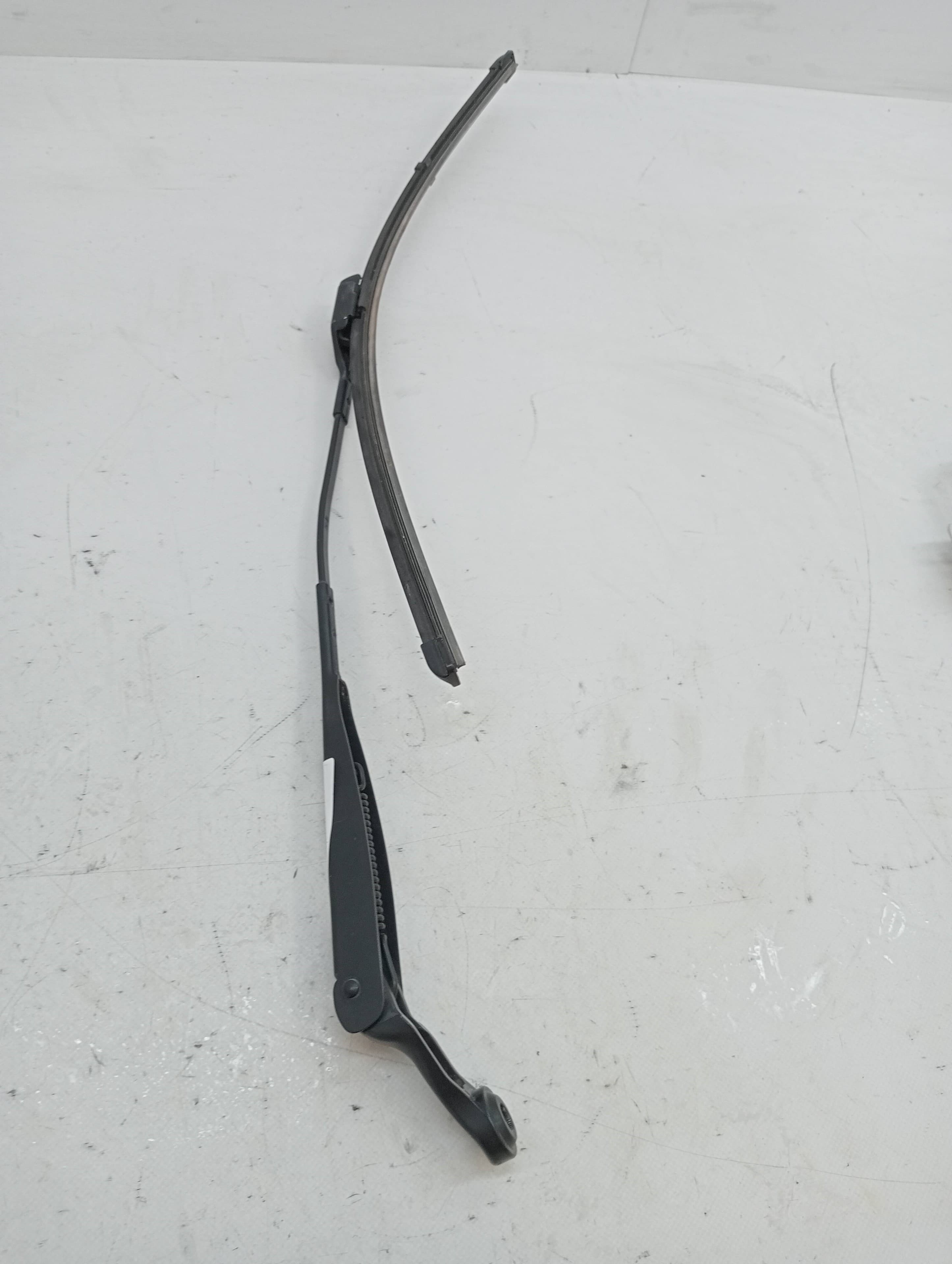 Brazo limpia delantero izquierdo FIAT 500 CABRIO (150) 3