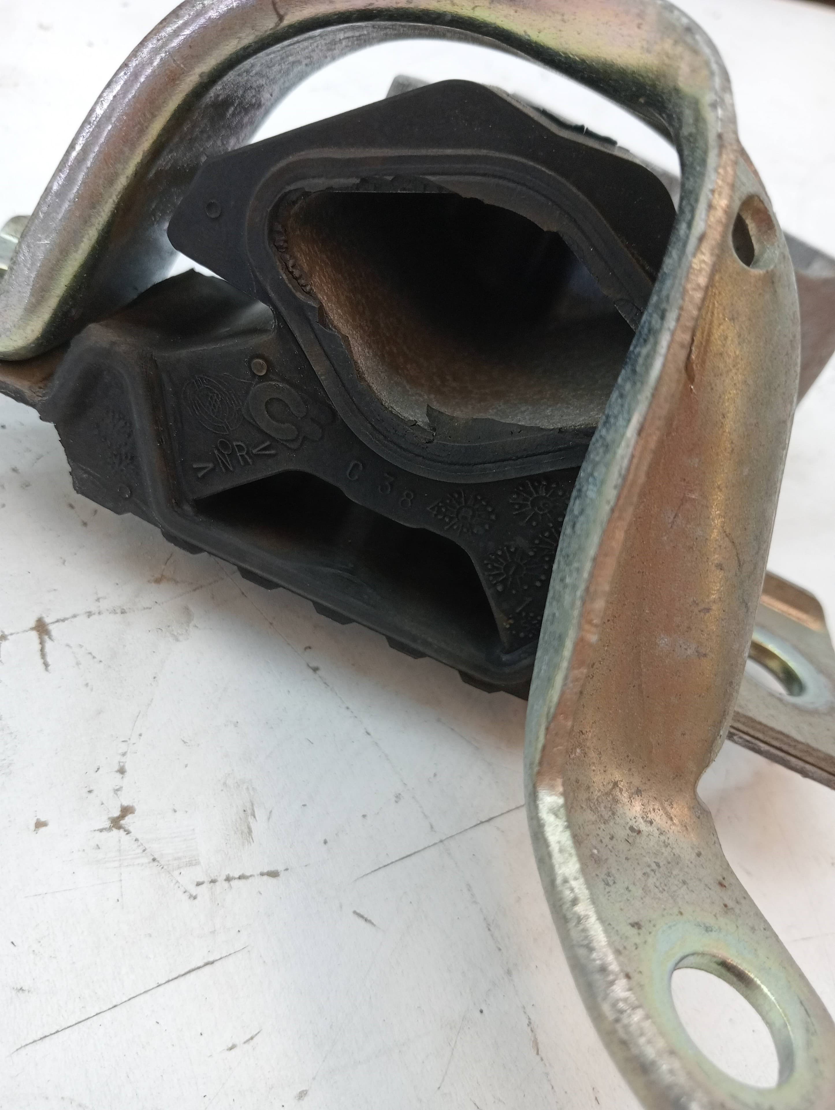 Soporte motor FIAT 500 CABRIO (150) 2