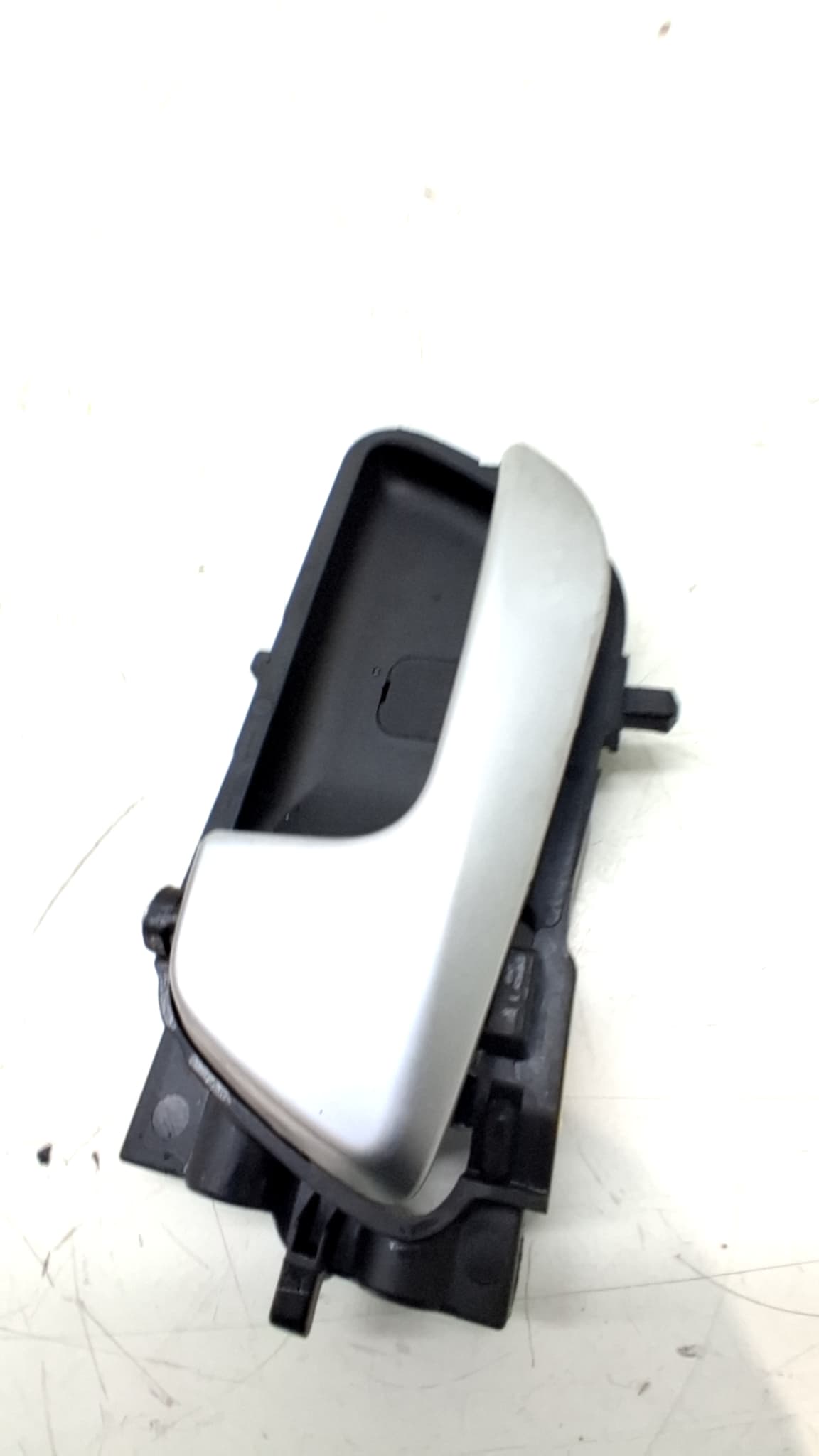 Maneta interior trasera izquierda HYUNDAI I20