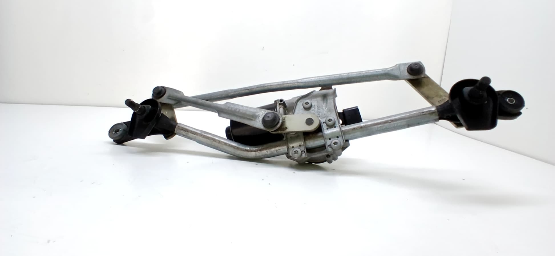 Motor limpia delantero HYUNDAI I20 3